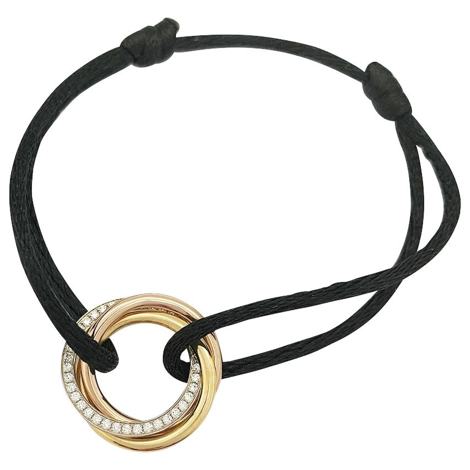 Cartier браслет женский тринити. Картье тринити браслет красный. Браслет картье тринити оригинал. Браслет картье тринити оригинал. Браслет картье тринити оригинал.