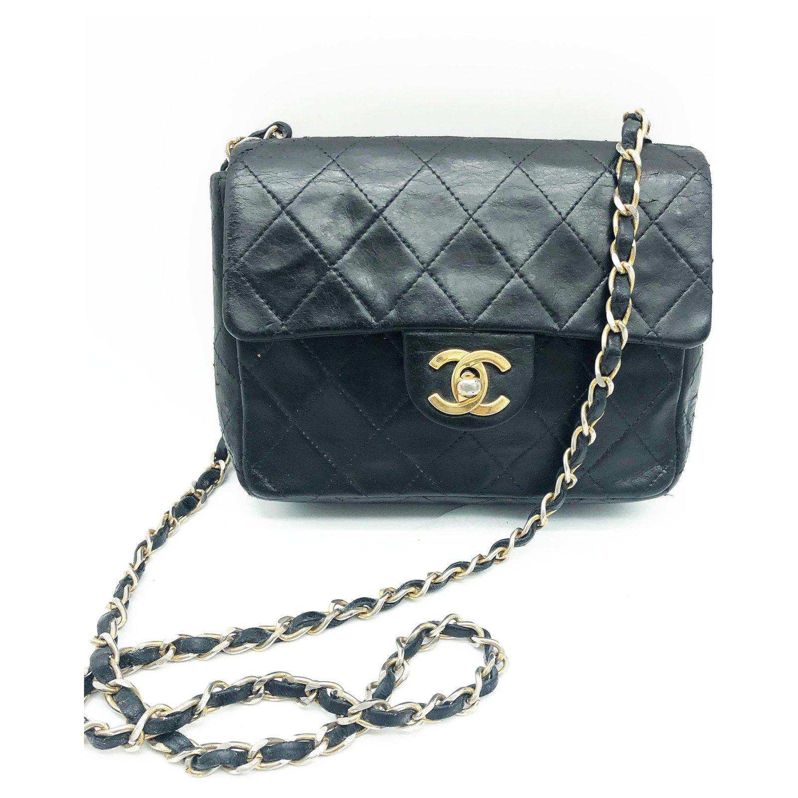 Timeless Chanel Classique bag small model Black Lambskin ref.288950 - Joli  Closet