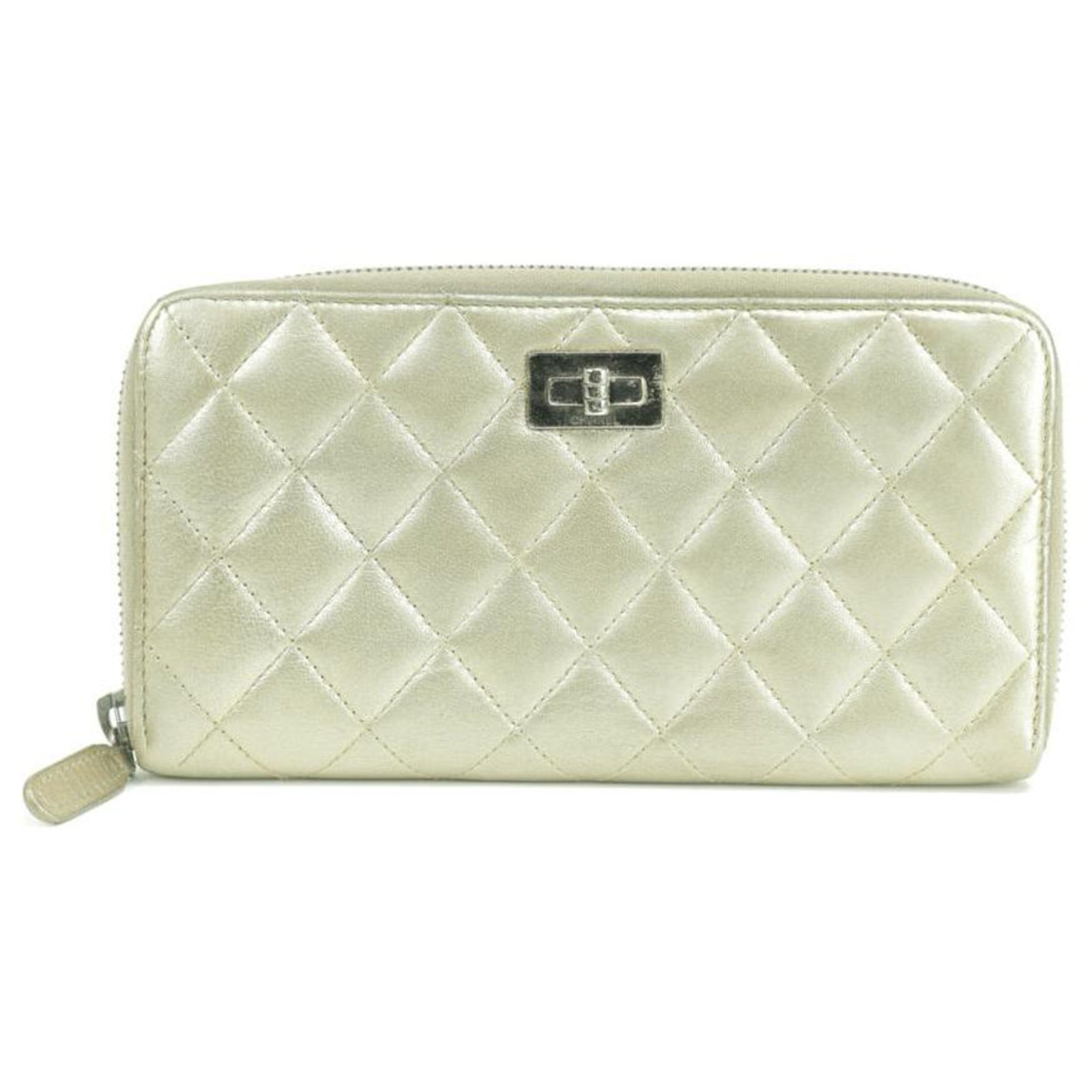 Chanel Quilted Gold Leather Zip Around L-Gusset Long Zippy Wallet Golden  White gold ref.290125 - Joli Closet