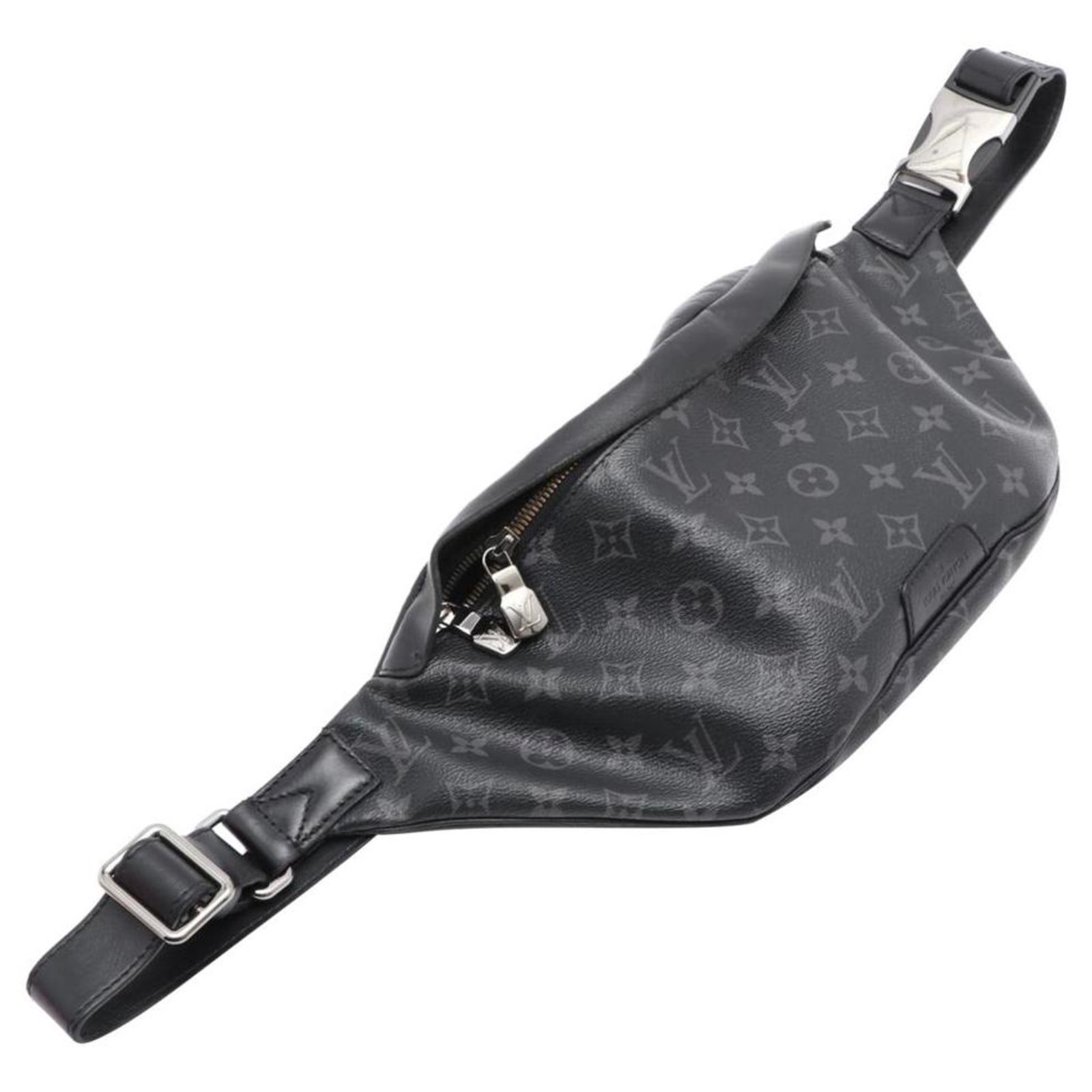 Louis Vuitton Black Monogram Shadow Discovery Bumbag Leather Pony-style  calfskin ref.762644 - Joli Closet