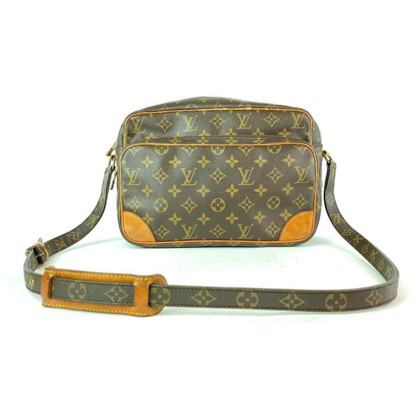 Louis Vuitton, Bags, Louis Vuitton Monogram Nil Messenger Bag
