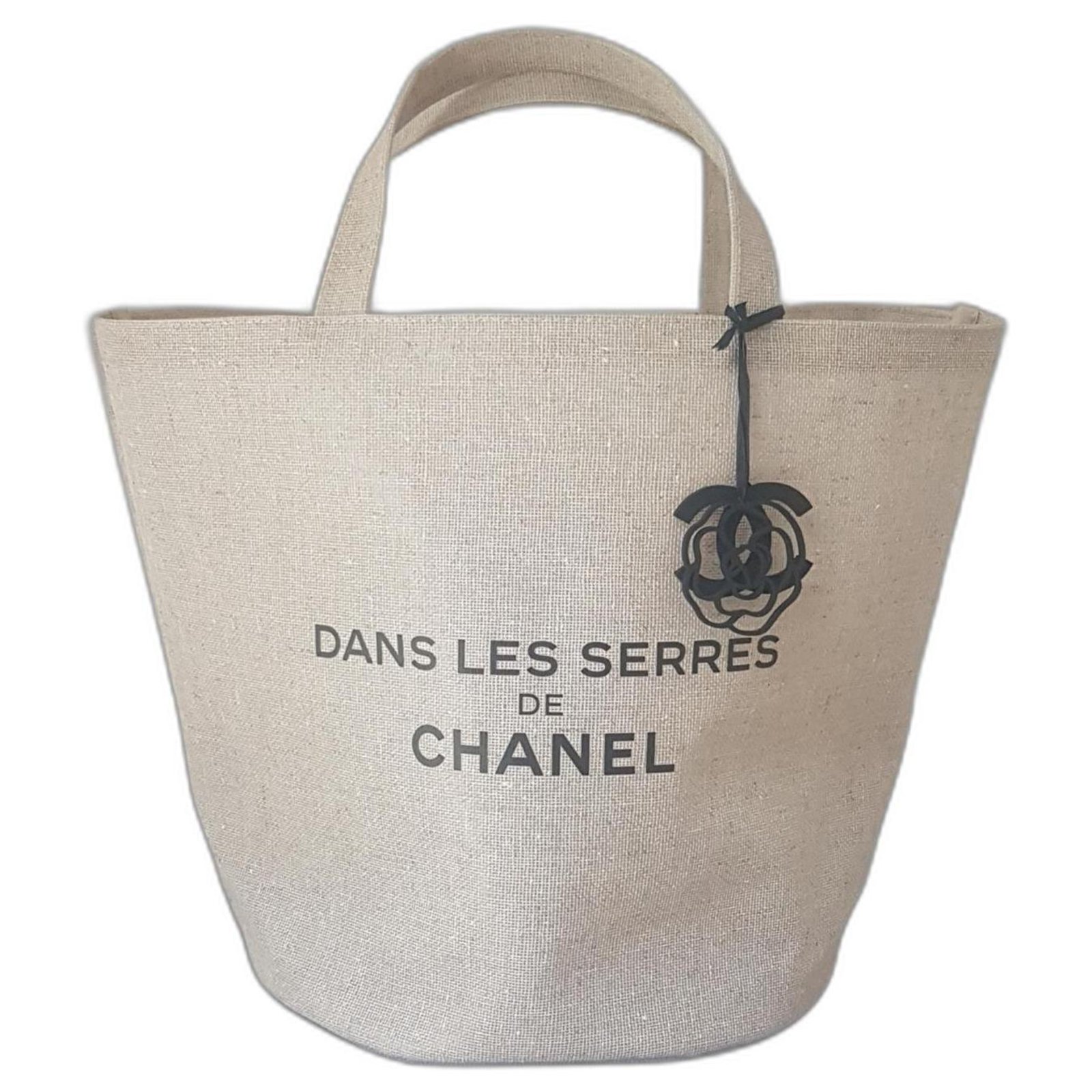 CHANEL Dans les serres de Chanel fashion show collector's bag