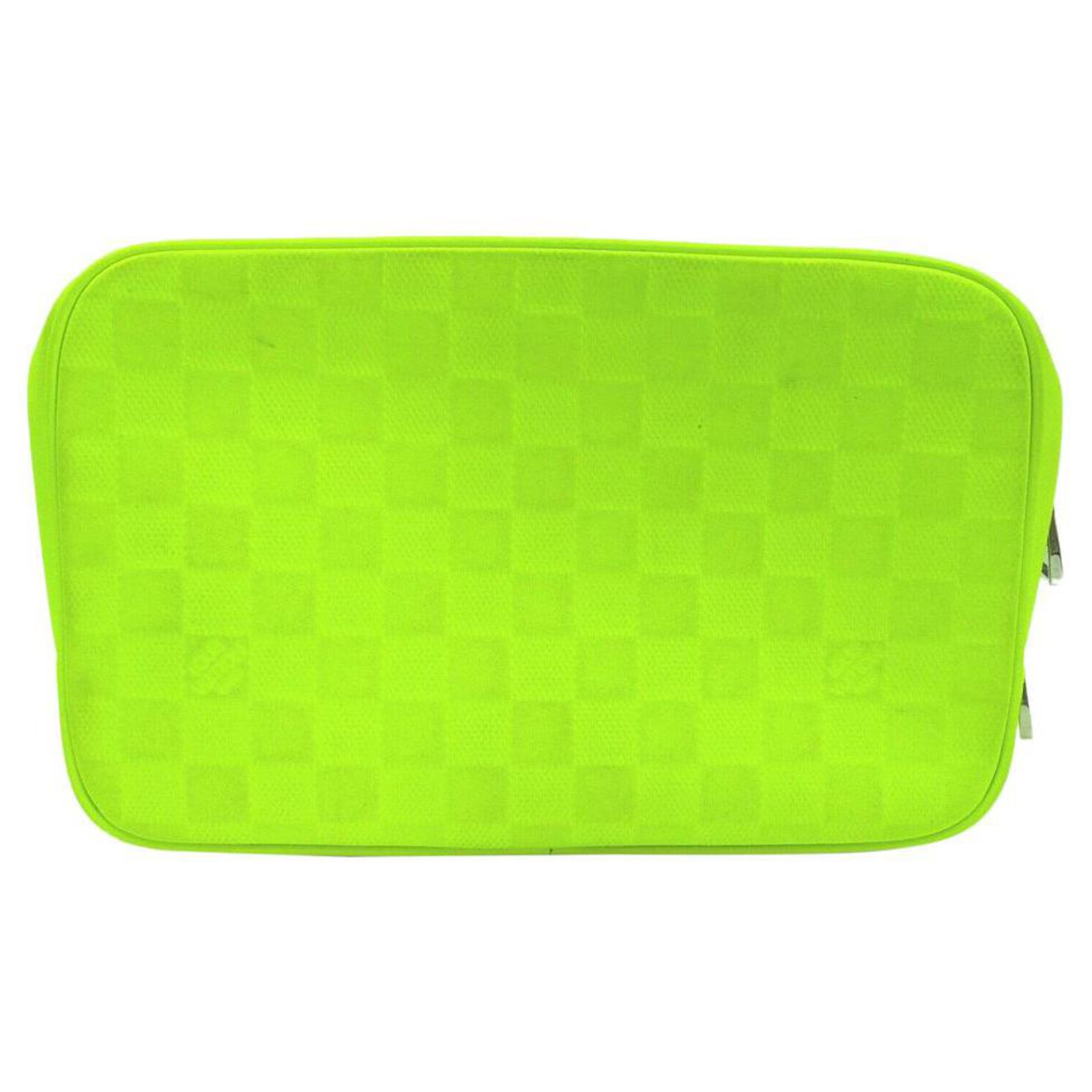 Louis Vuitton Lime Neon Green Damier Infini Toiletry Pouch Cosmetic Case  ref.298275 - Joli Closet