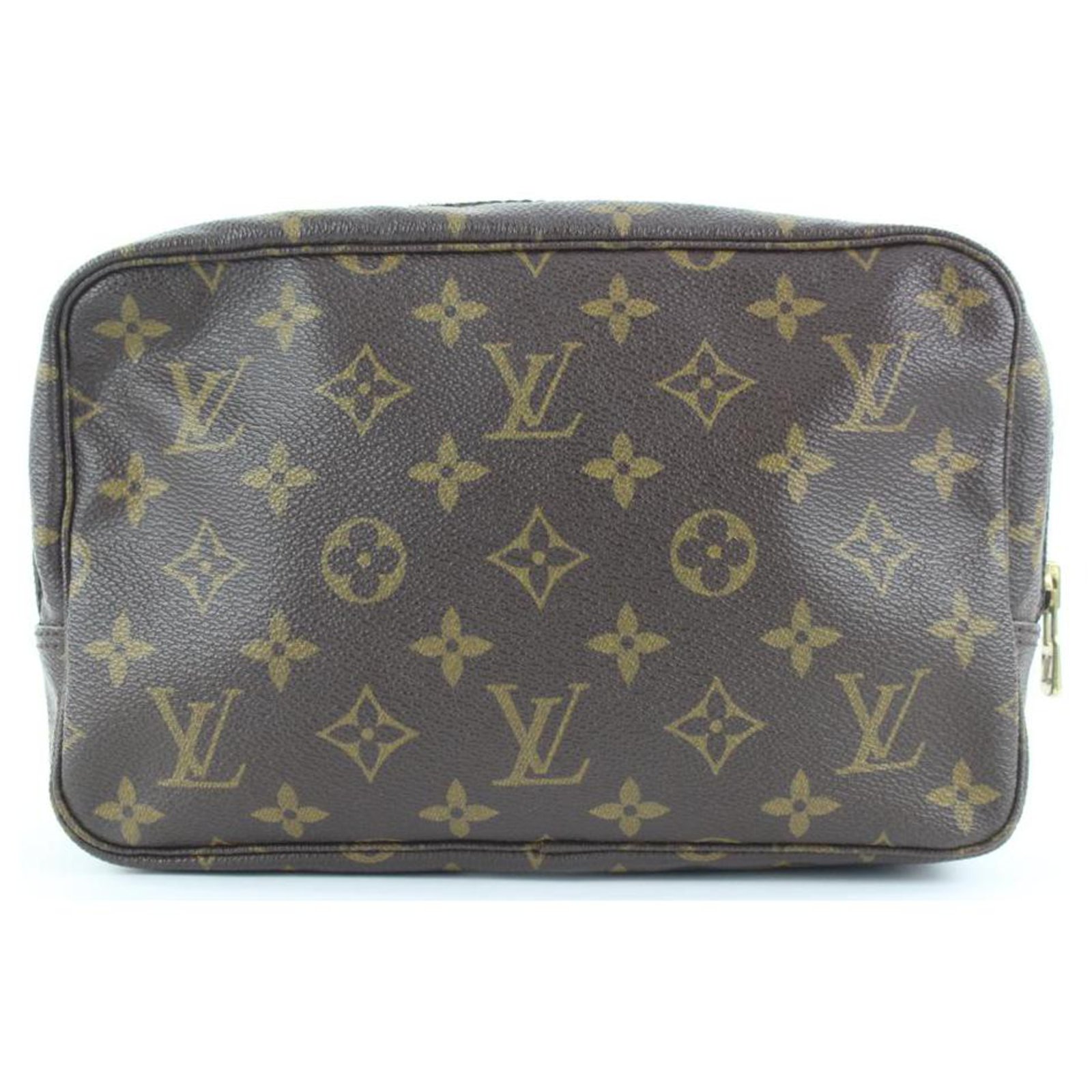 lv trousse toilette 23