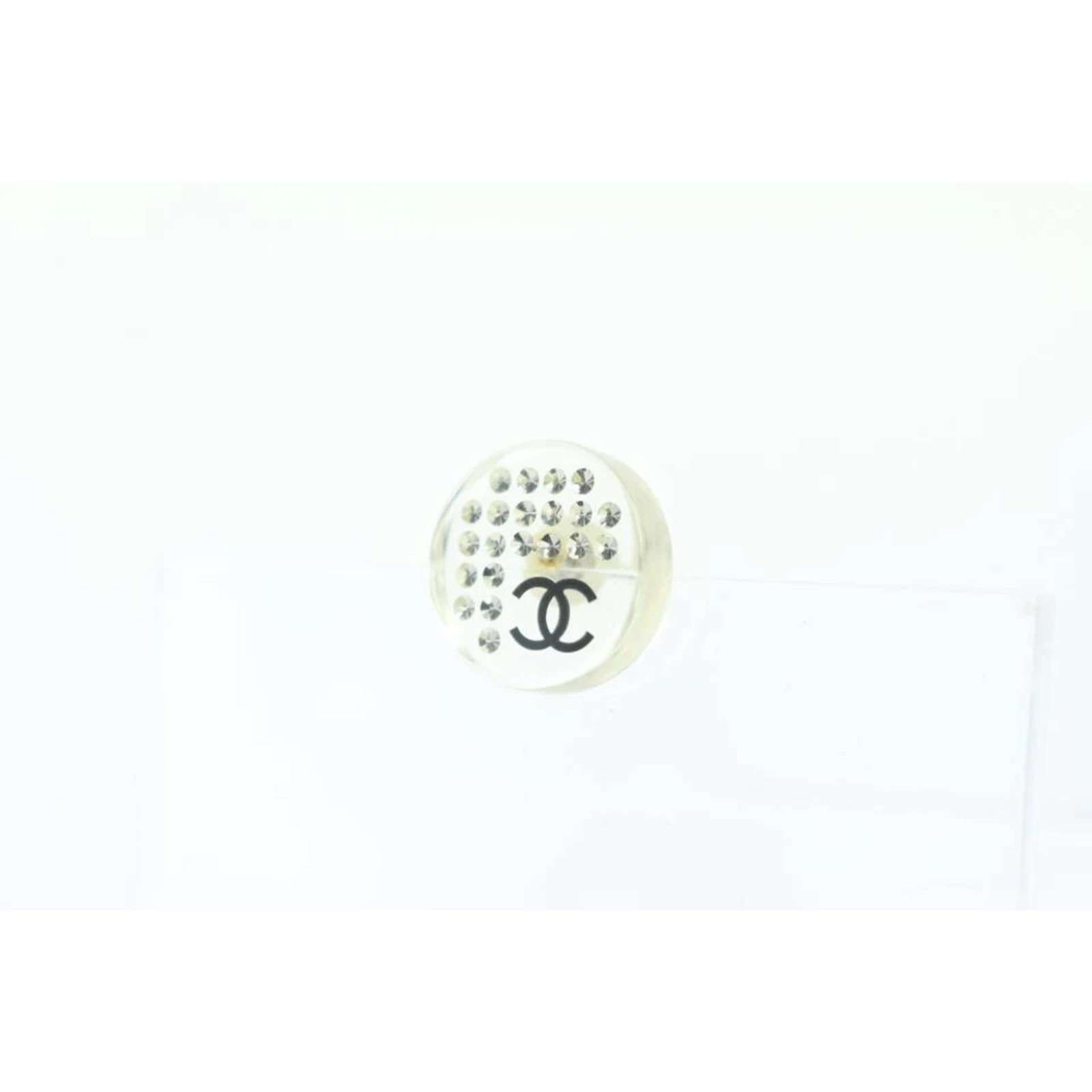 Chanel CC Crystal Pierce Earring Single ref.299001 - Joli Closet
