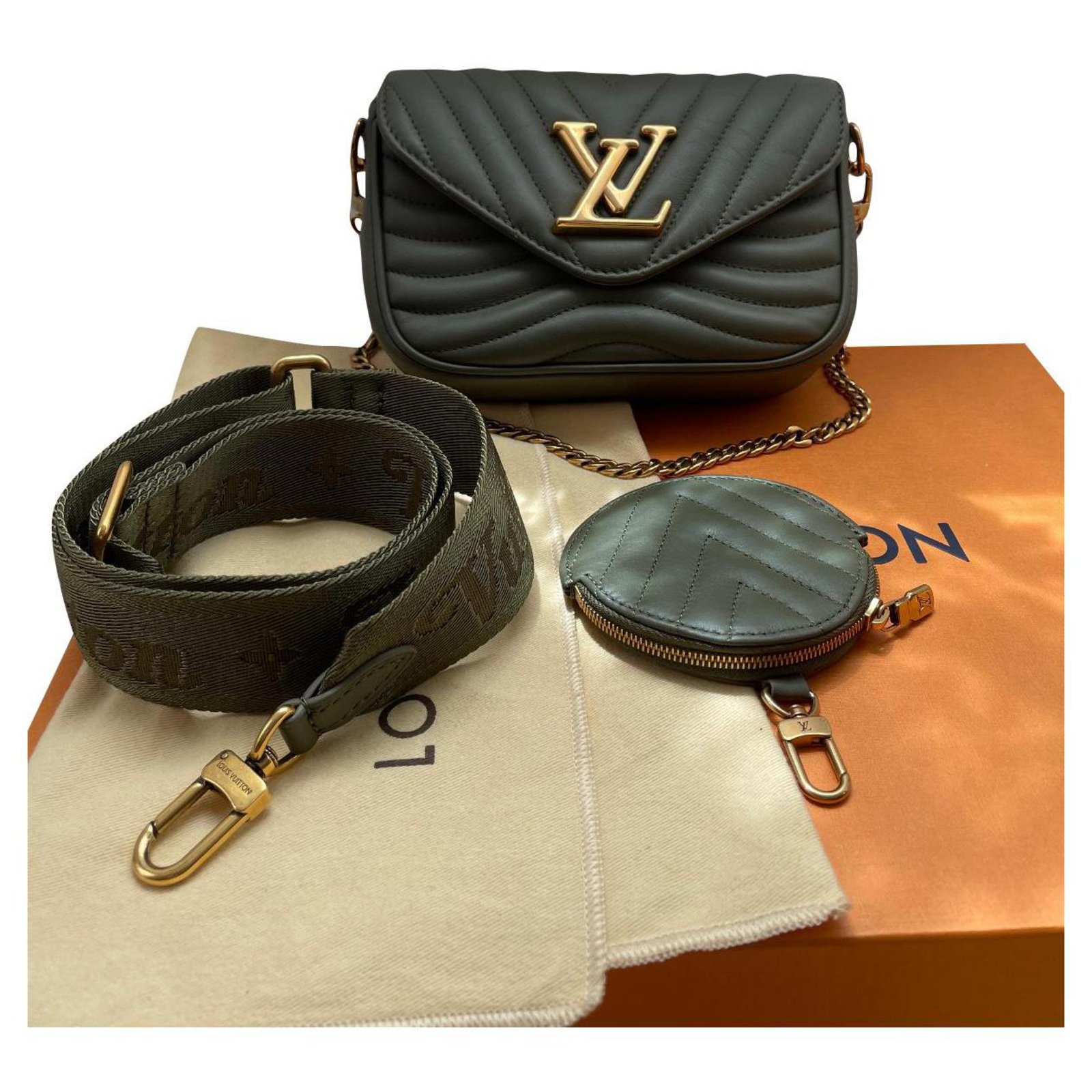 Louis Vuitton New wave multipochette Olive green Patent leather