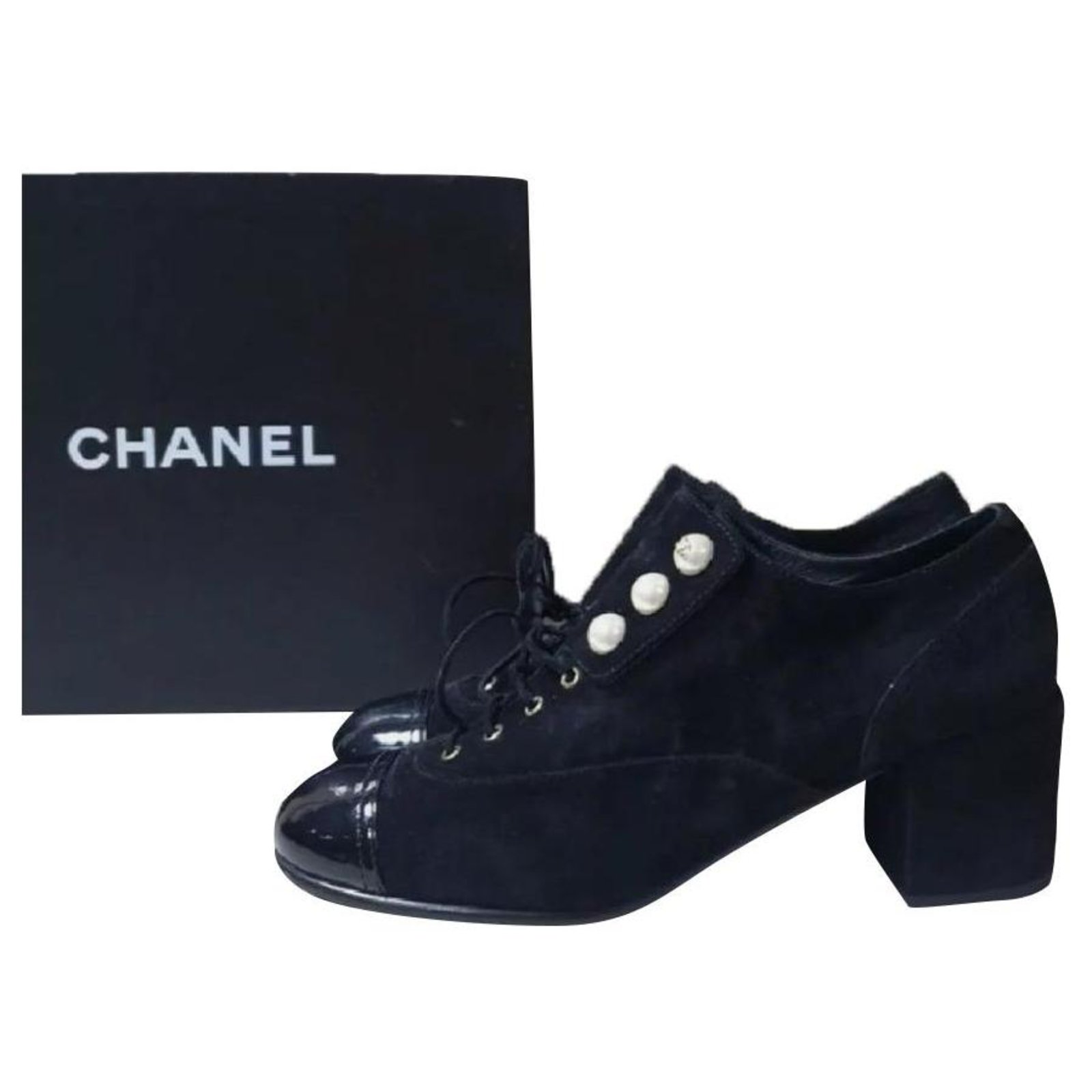 Chanel Black Patent Leather Suede Pearl Lace Up Shoes Size 41 ref.302544 -  Joli Closet