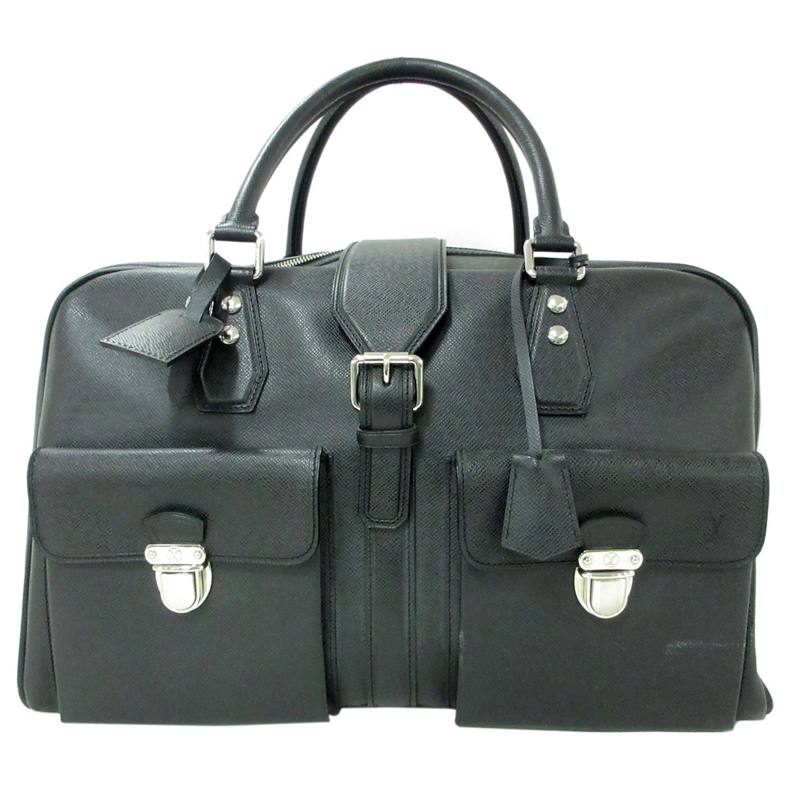Louis Vuitton Black Taiga Ivan Weekender Leather ref.302669 - Joli Closet