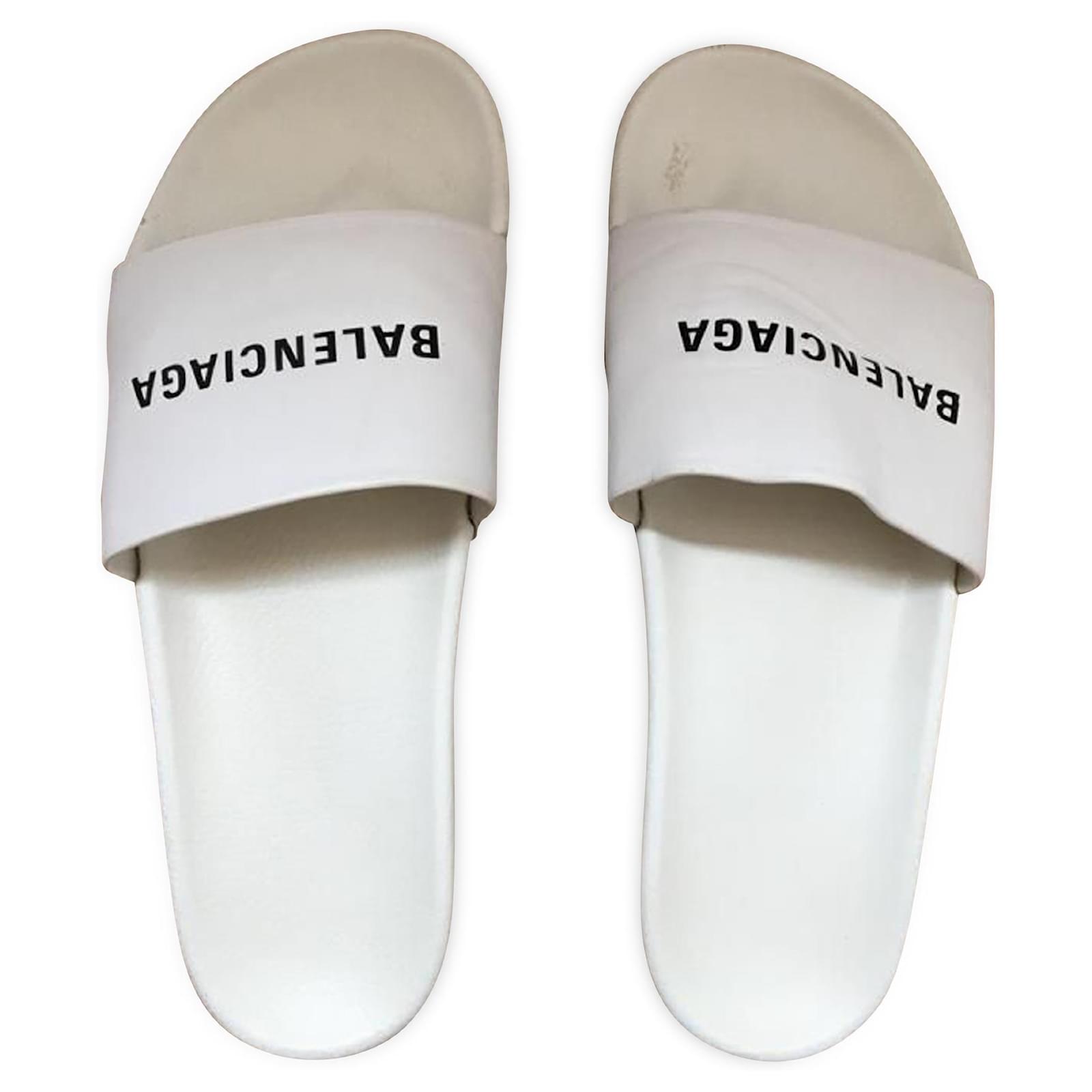 Balenciaga Sandalias de tobogán de piscina Blanco Goma ref.302863 - Joli  Closet