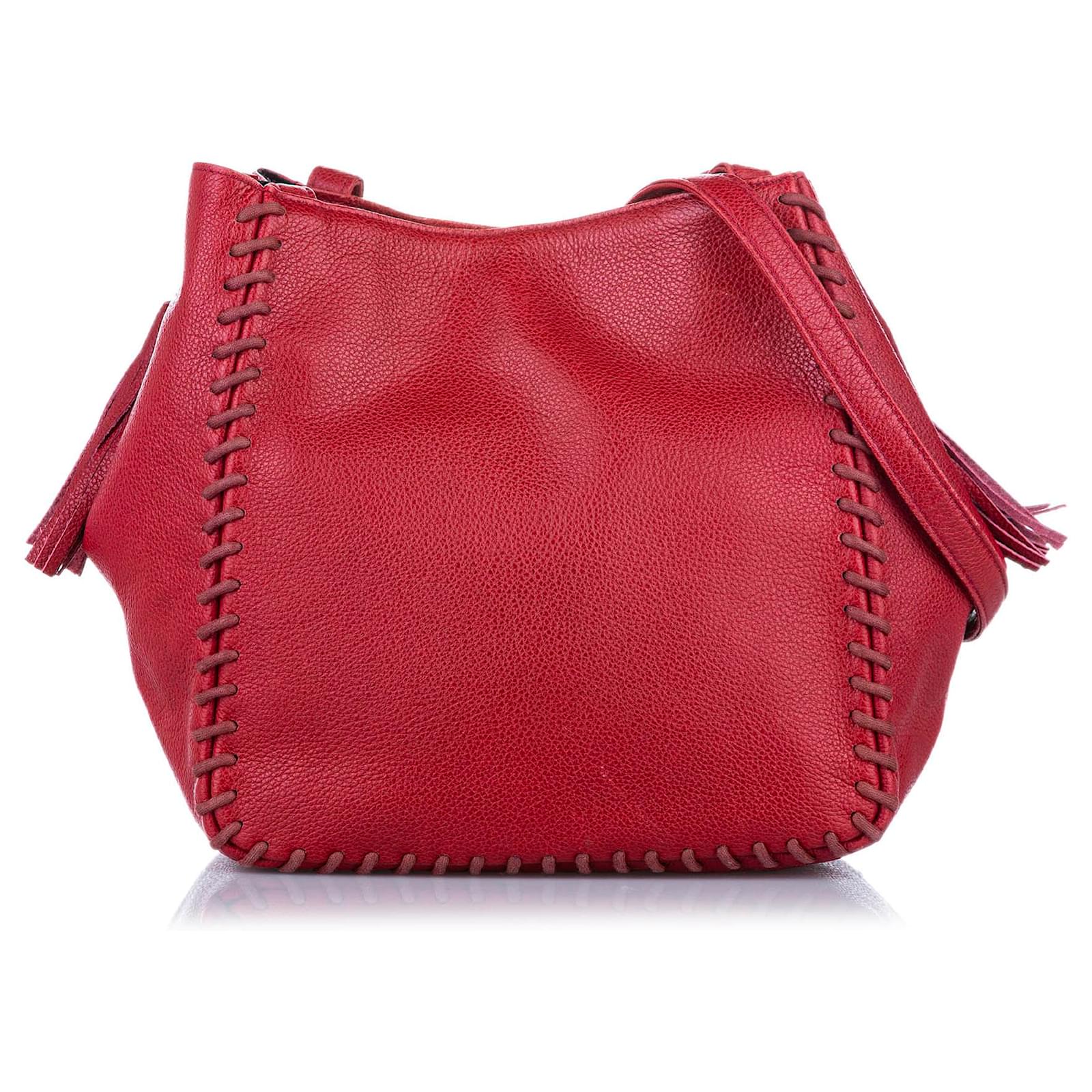 Yves Saint Laurent Bolso de hombro de cuero rojo YSL Roja Becerro  ref.304466 - Joli Closet