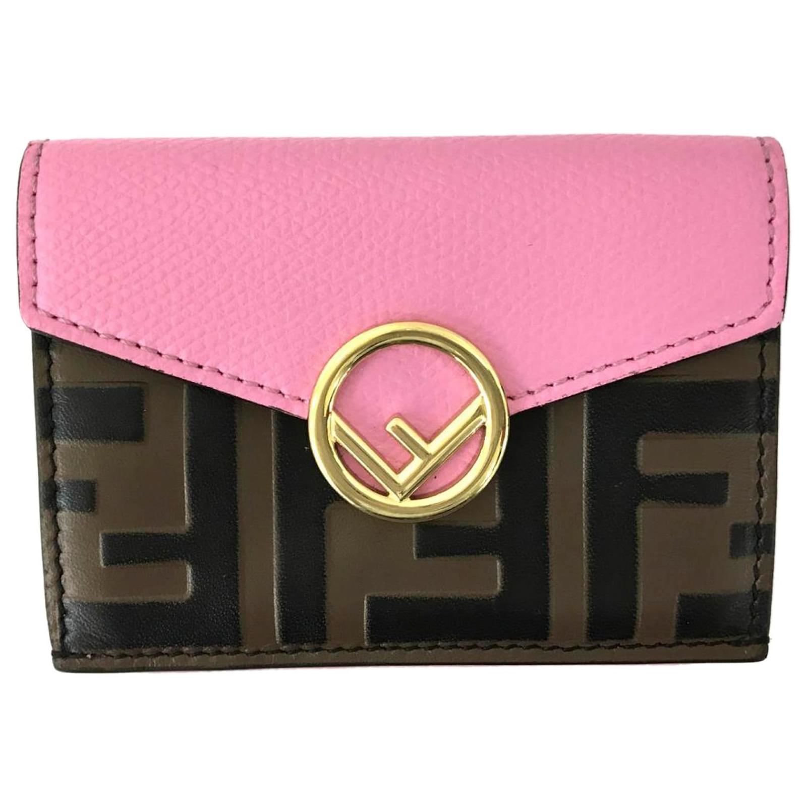 fendi pink wallet
