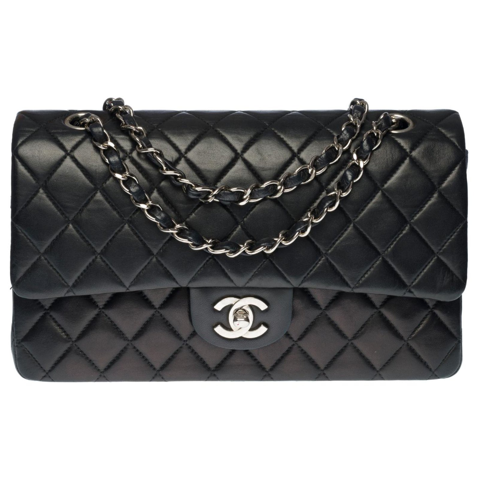 Chanel  Louis Vuitton  Sale n2699  Lot n40  Artcurial