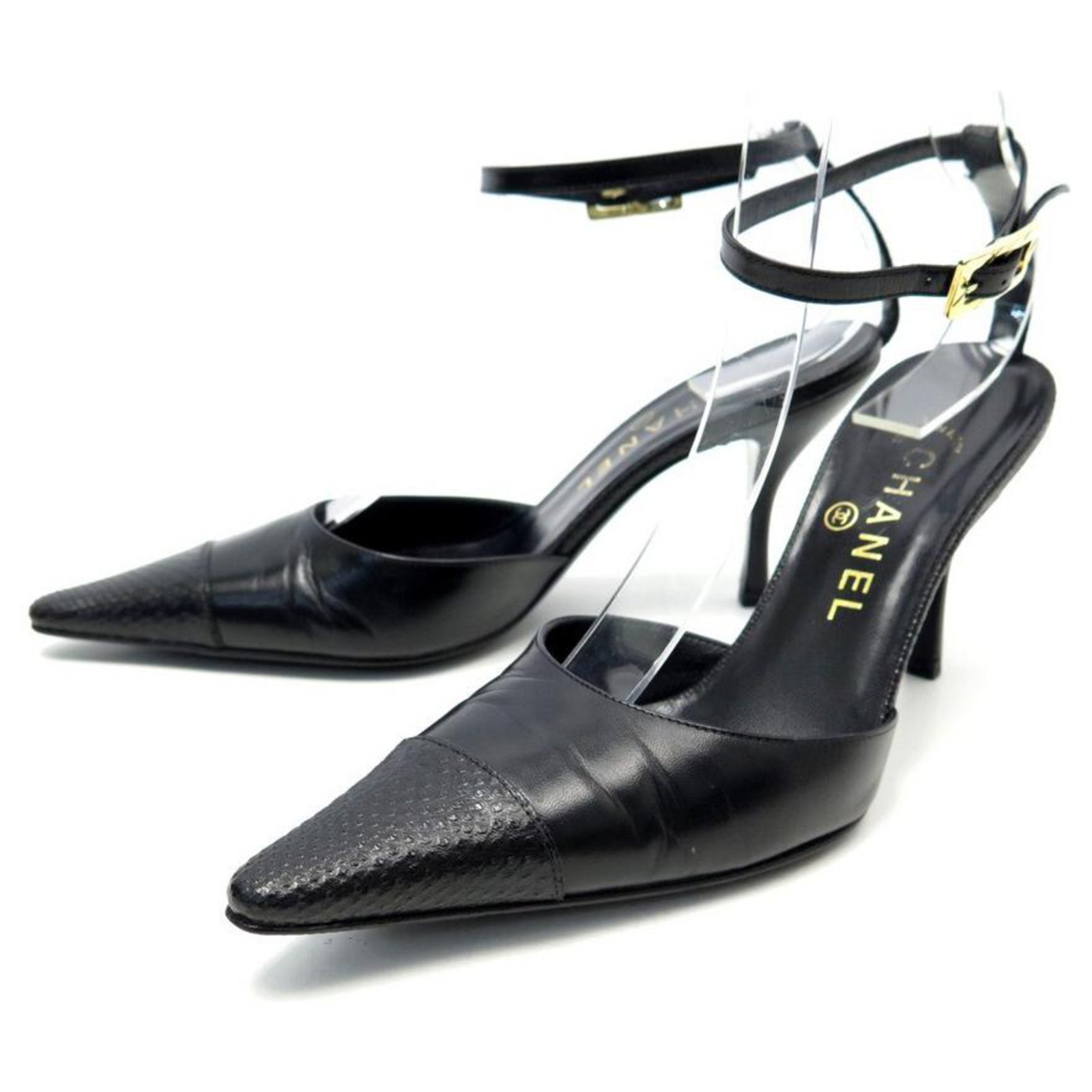 Chanel used shoes 36.5 BLACK LEATHER & LIZARD BUCKLE PUMP SHOES