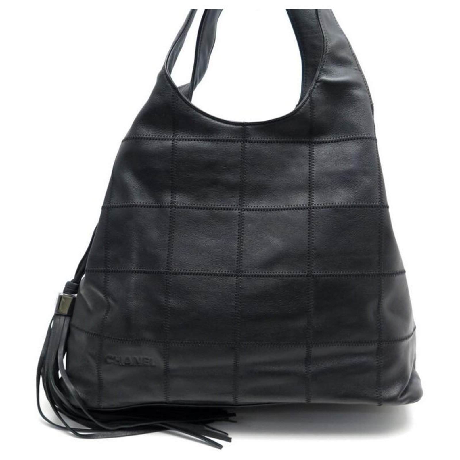 black chanel hobo bag leather