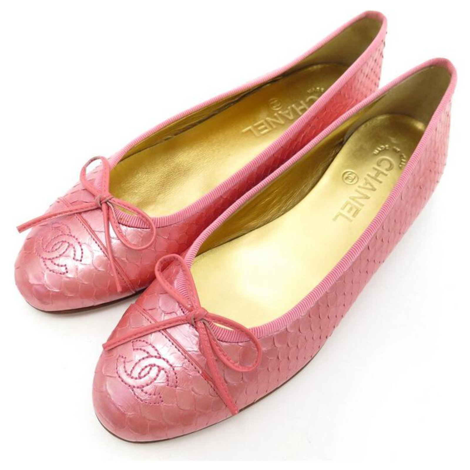 Chanel Bicolor CC Cap Toe Flat Ballet 38 – The Closet