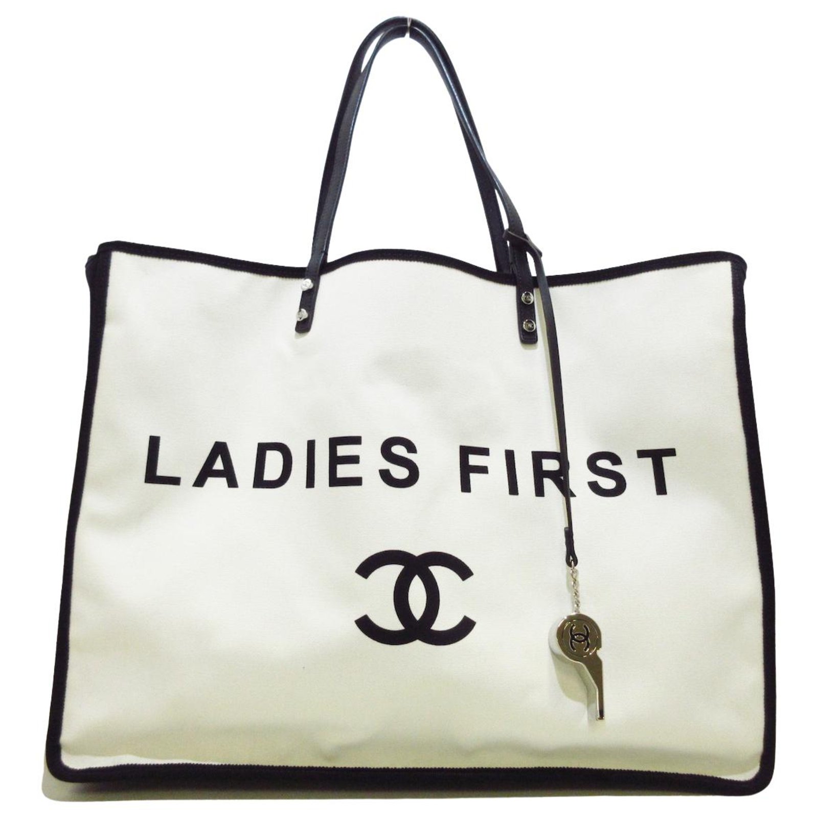 Chanel tote bag Cloth ref.312219 - Joli Closet