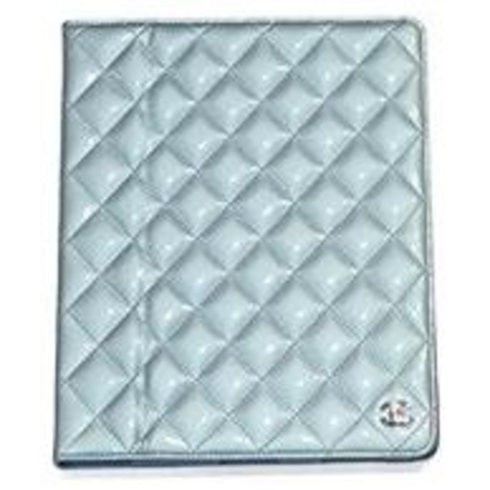 CHANEL IPAD PROTECTOR AUS BLAUGRAUEM LACKLEDER GESTEPPT