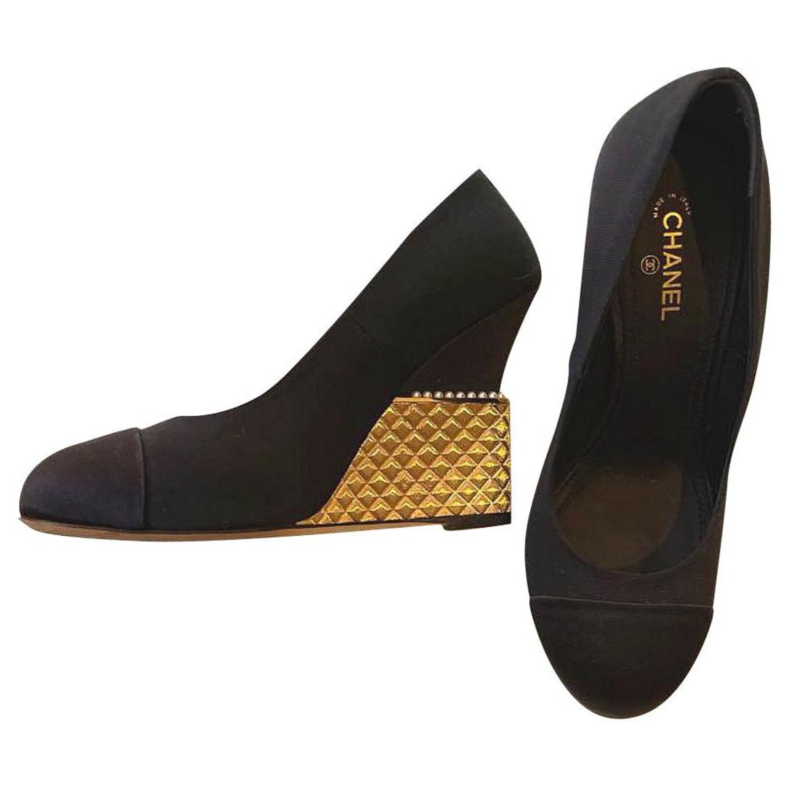 Chanel black wedges with quilted gold heels shoes EU38 Cloth ref.319128 -  Joli Closet