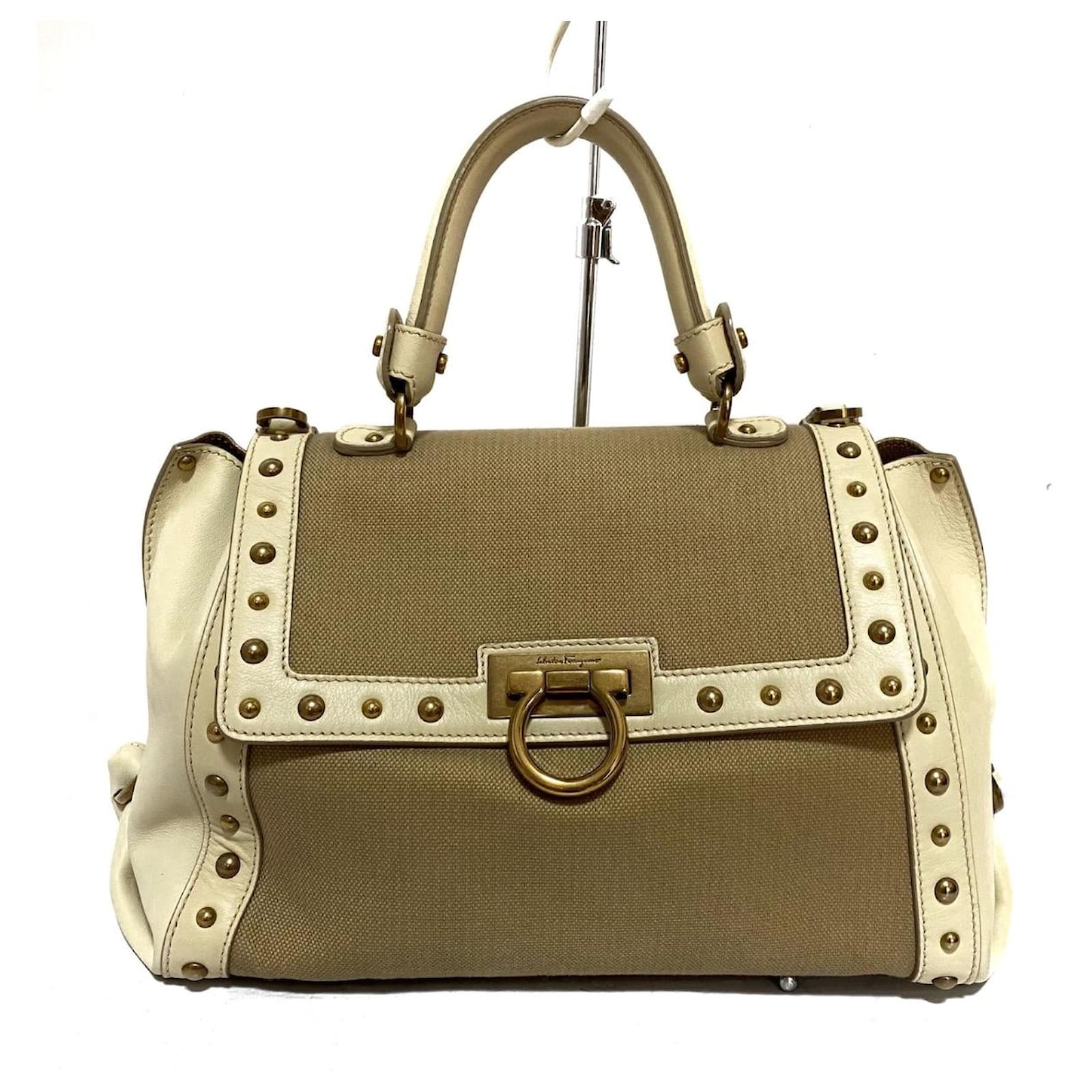 salvatore ferragamo sofia