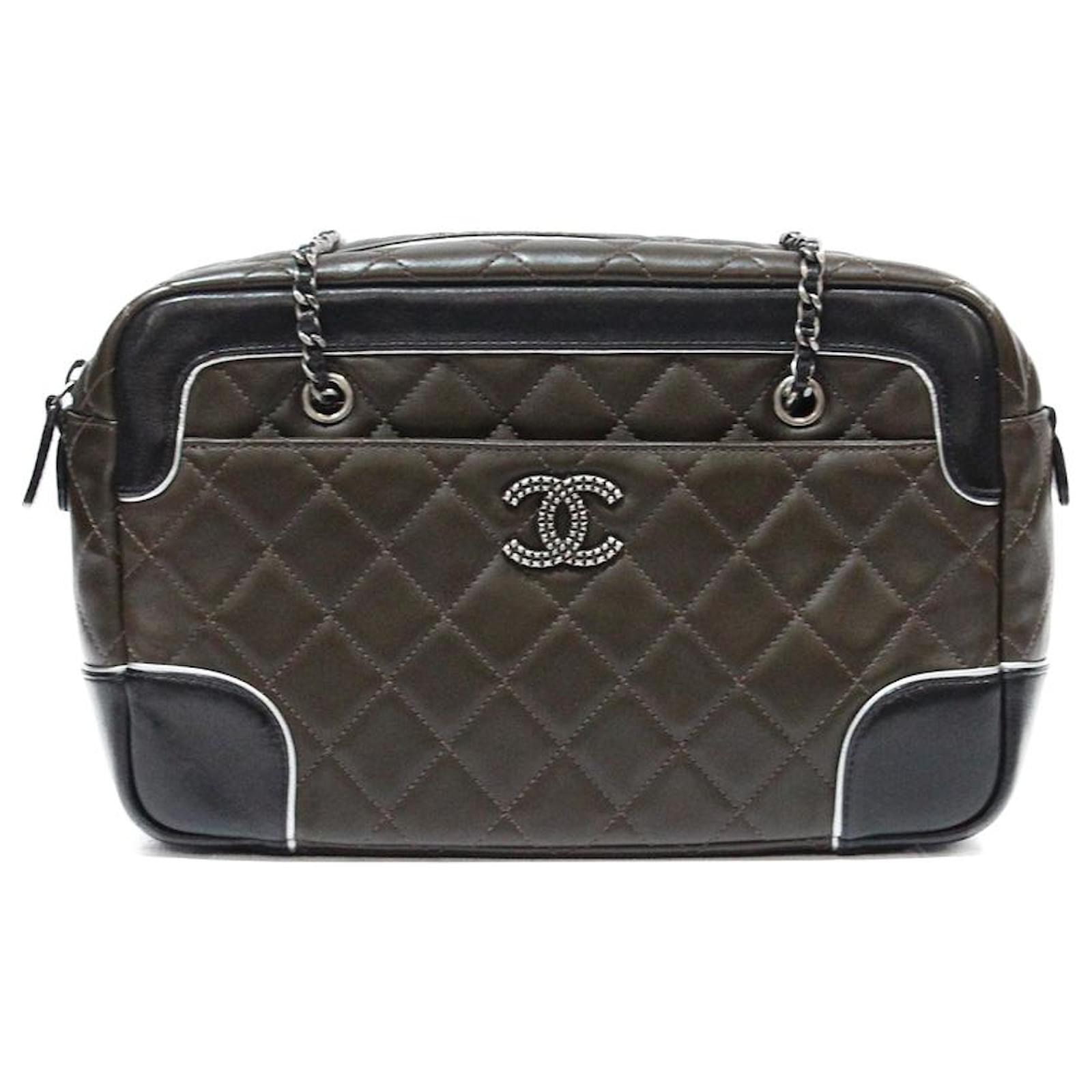 CHANEL CAMERA BAG IN KHAKI BROWN QUILTED LEATHER BLACK CORNERS lined