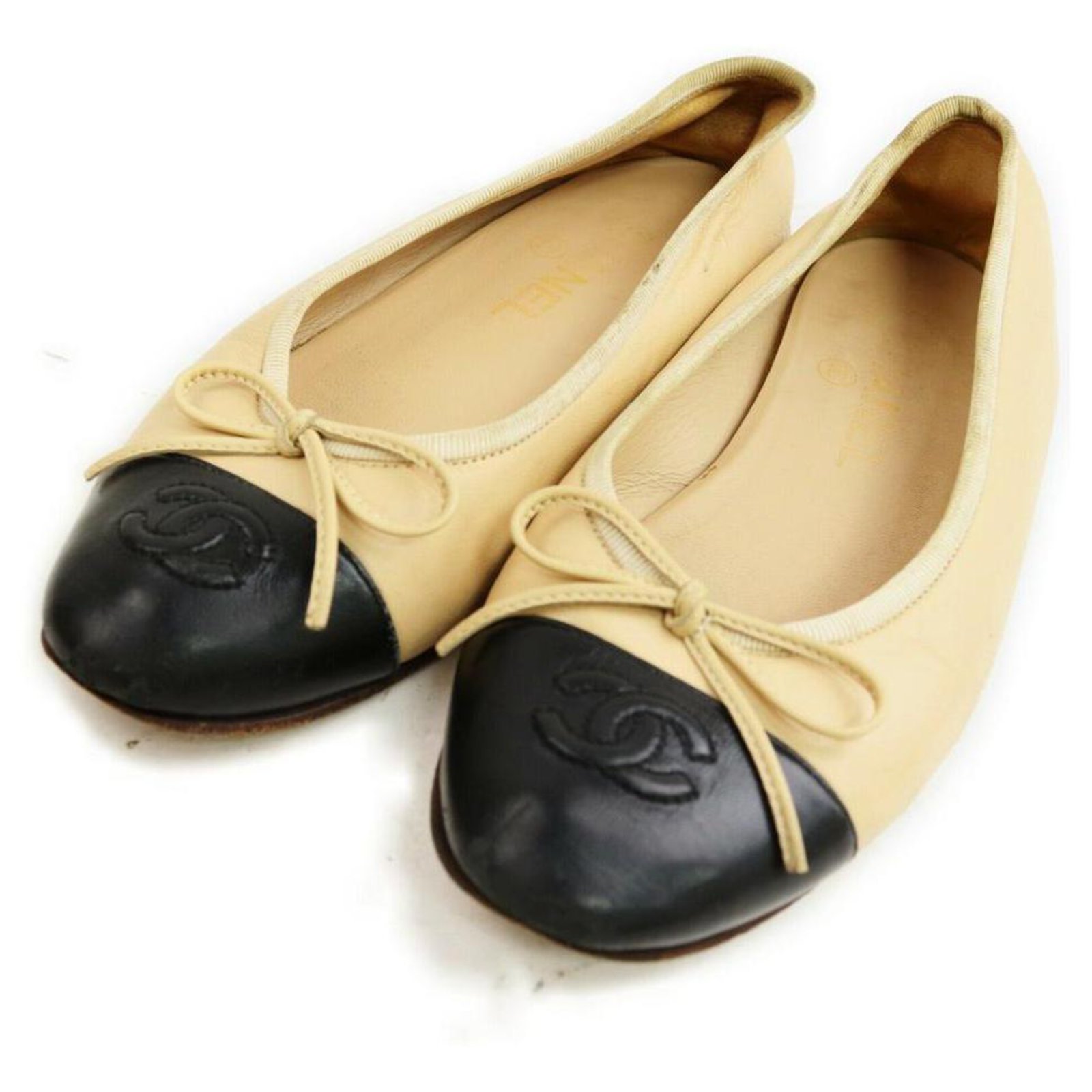 Size 36 Beige x CC Logo Cap Toe Ballerina Flats Leather ref.326223 Joli Closet