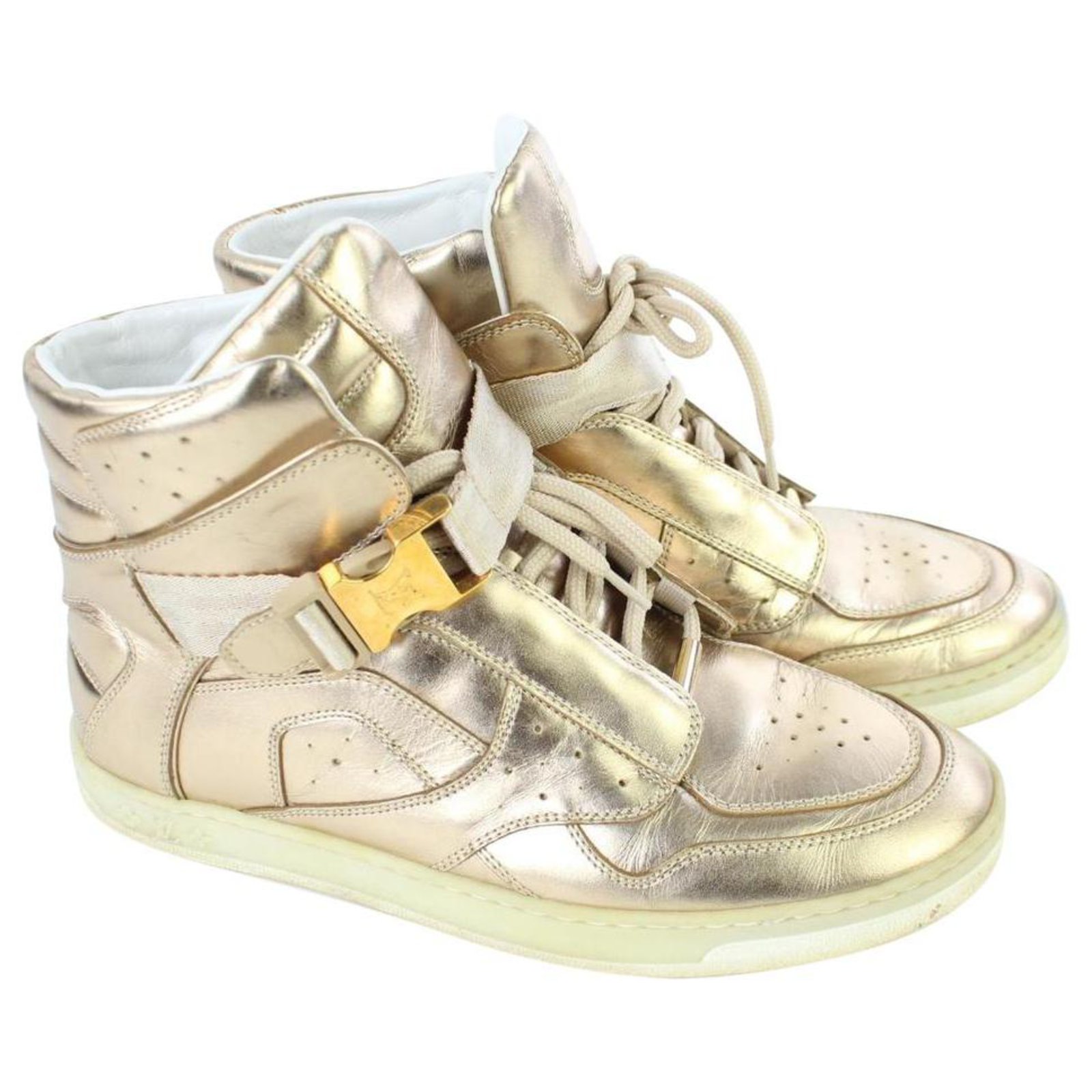 Louis Vuitton Leather Sneakers Size: 8