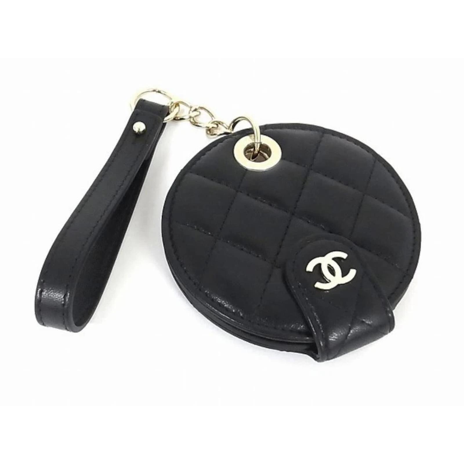 chanel bolsa keychain