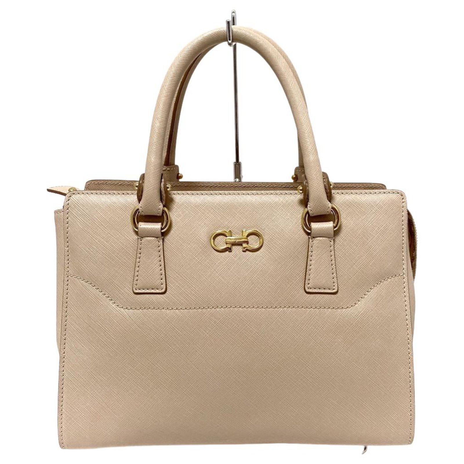 Ferragamo hotsell beky bag