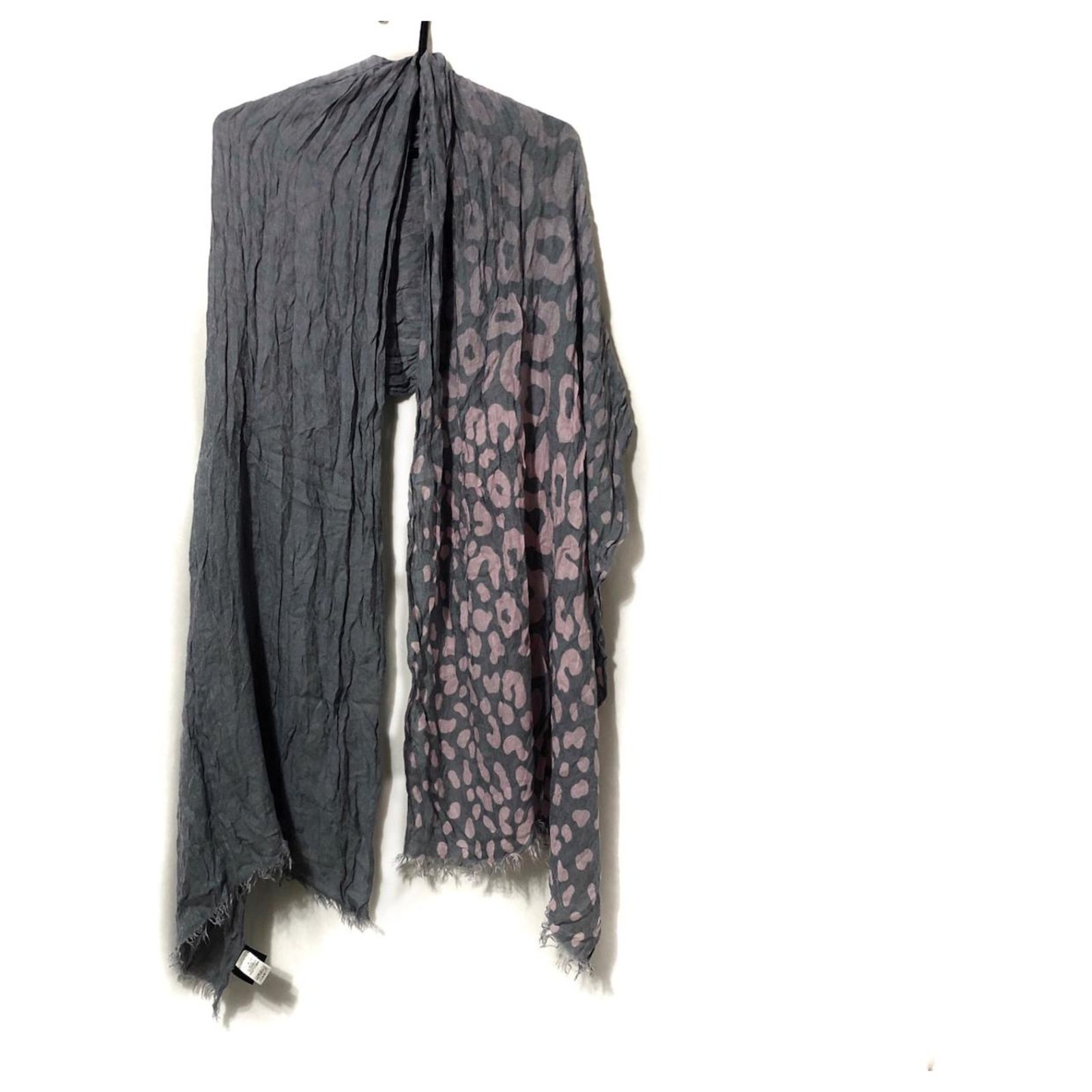 gucci scarf serial number