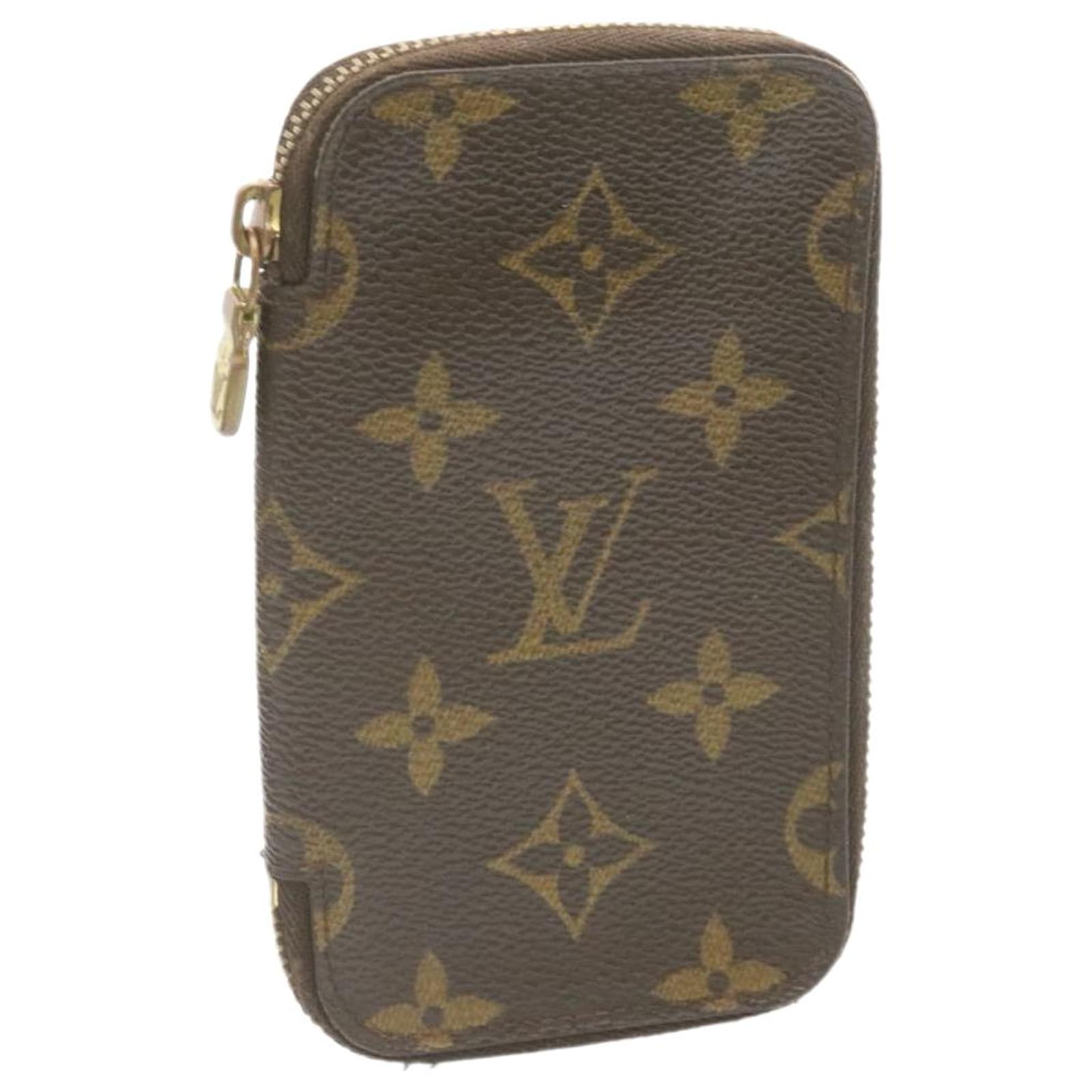 LV 6 Key Holder  Louis vuitton key pouch, Key holder, Handbag