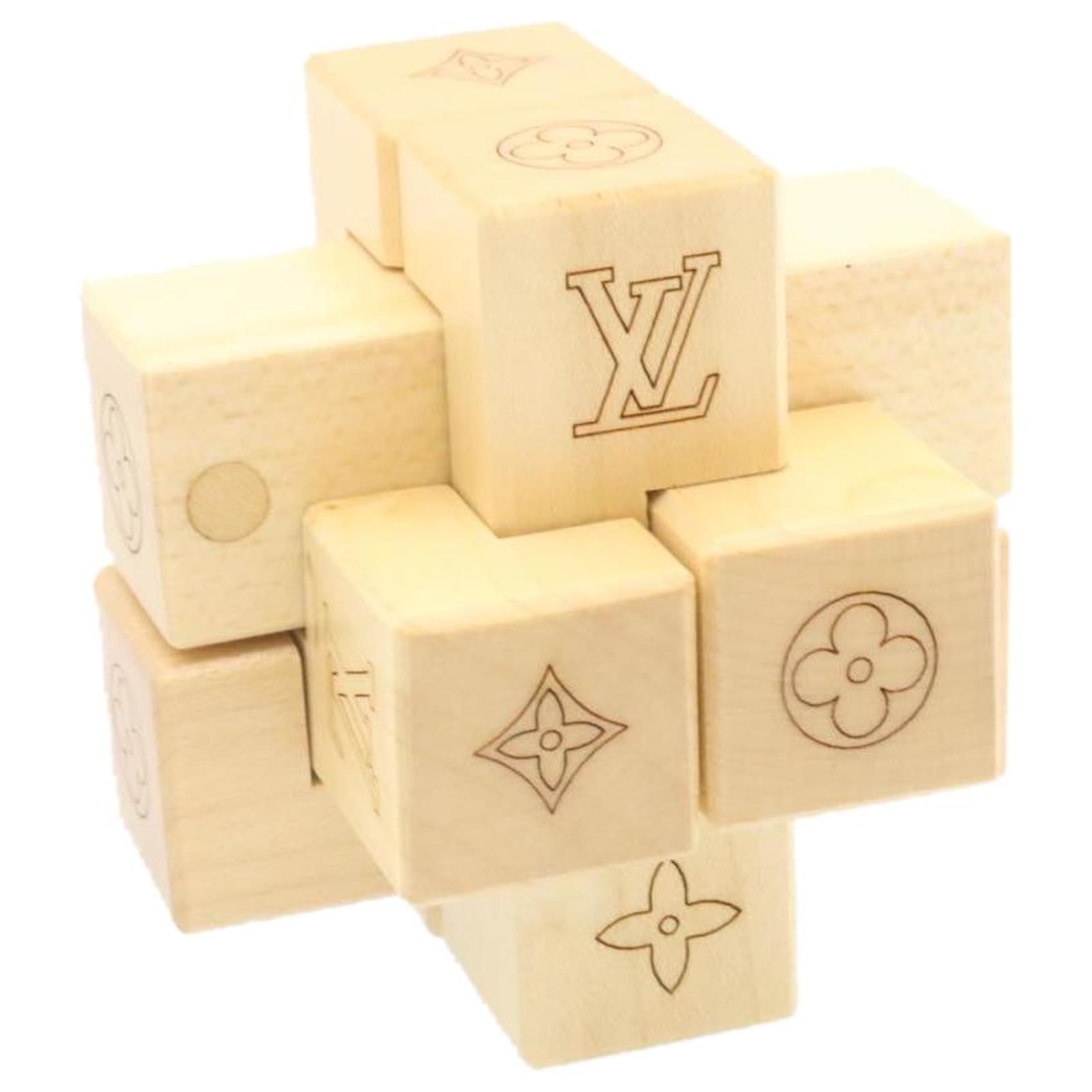 LOUIS VUITTON Monogram Le Pateki Wood Puzzle LV Auth 22905