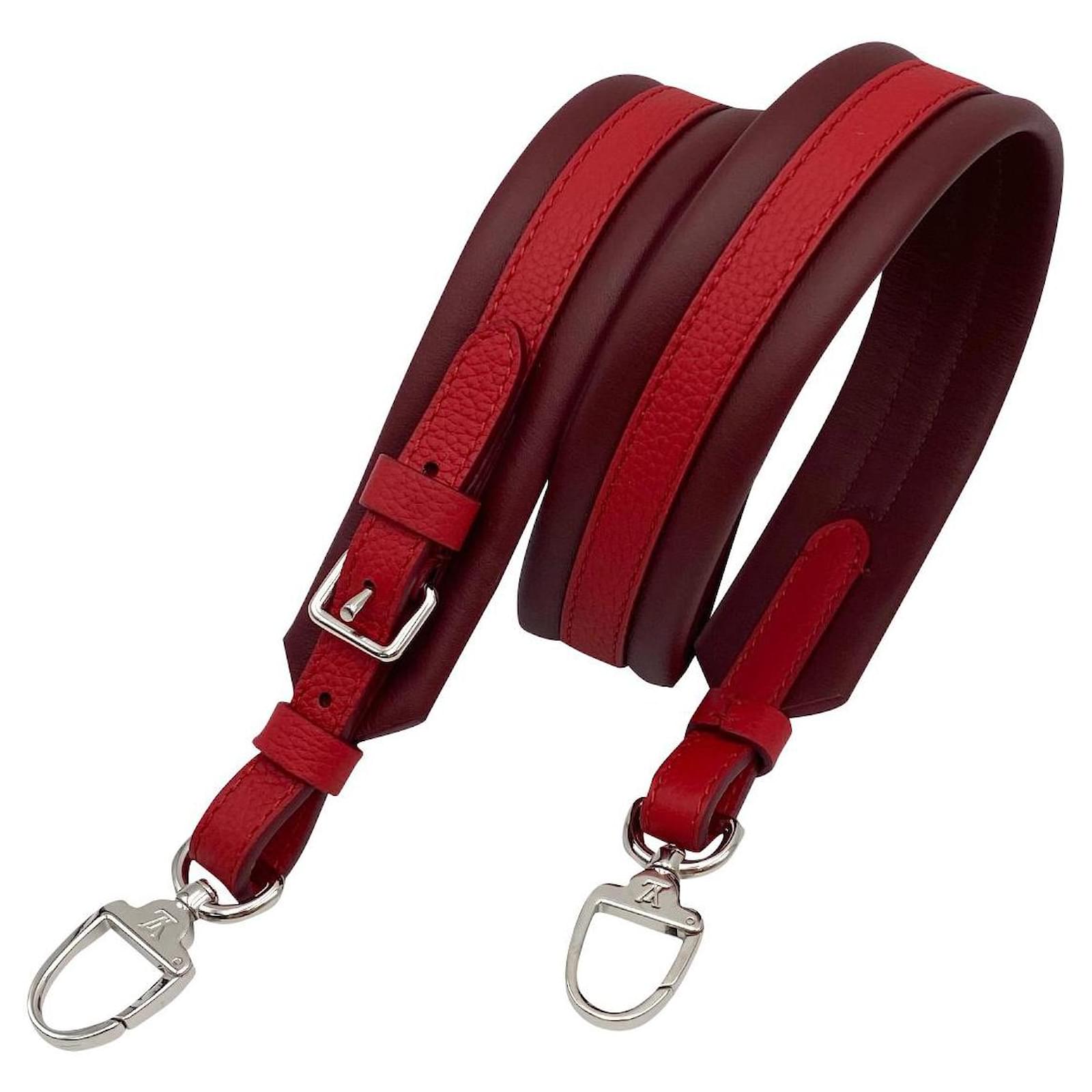 Louis Vuitton Removable shoulder strap Red / burgundy leather Dark