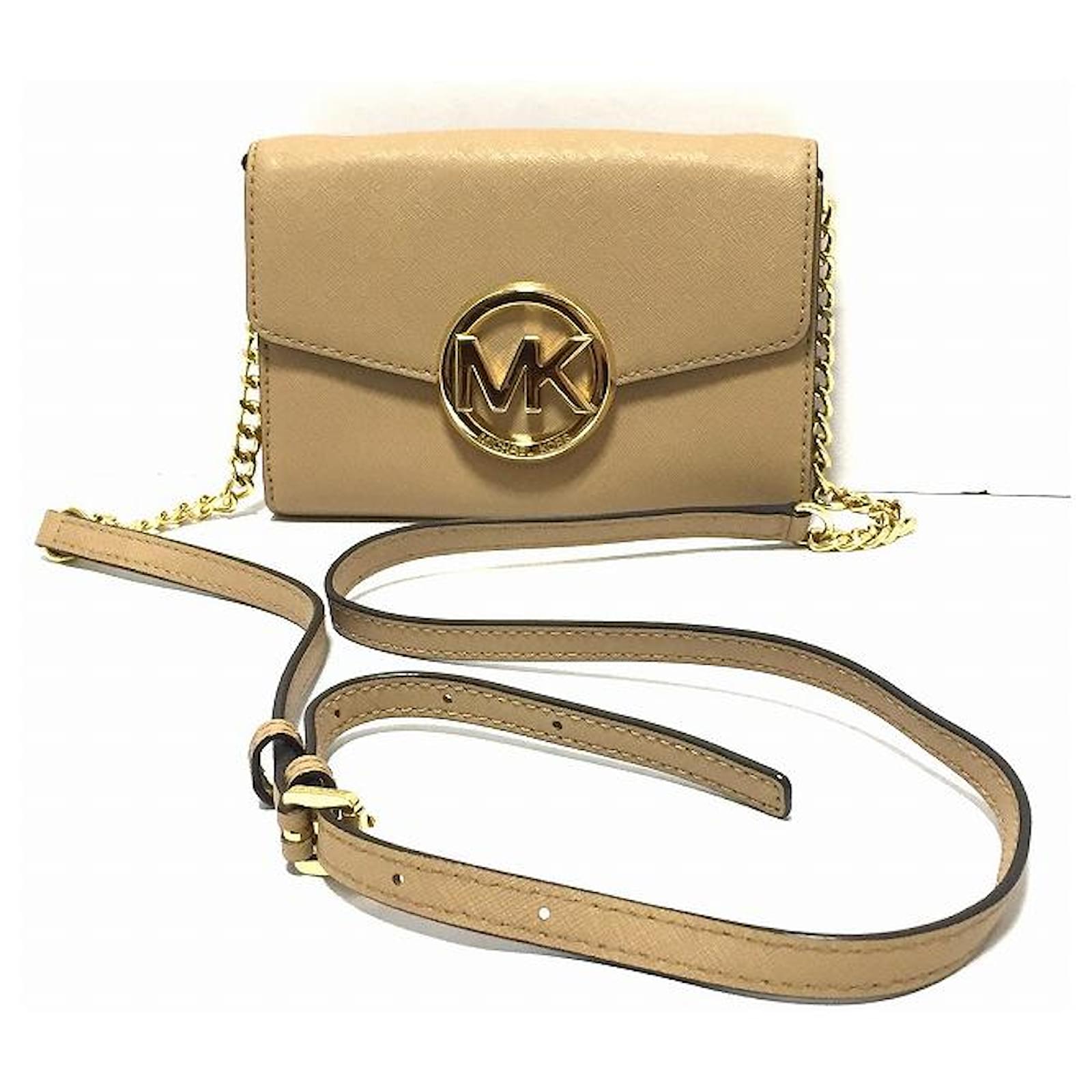 michael kors beige wallet