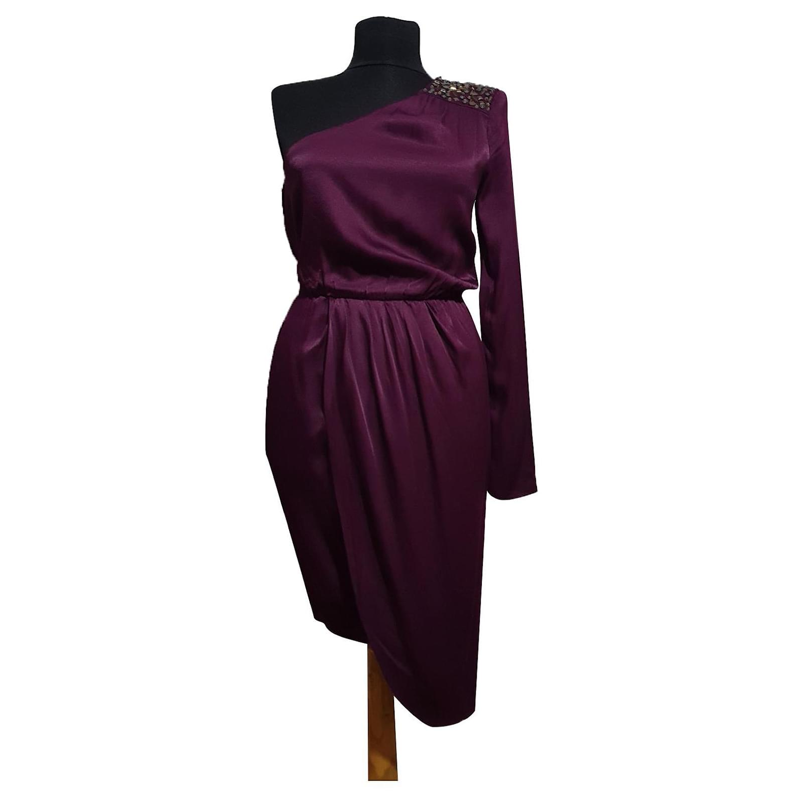 open lace back dress GUESS Women's Front-Cutout Bodycon Dress Dark Purple M