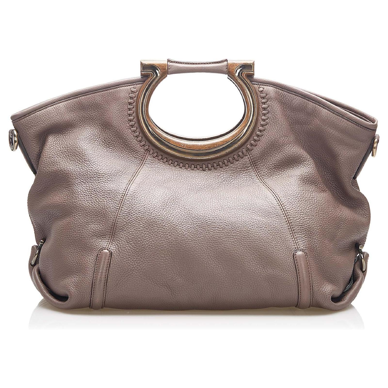 salvatore ferragamo gancini hobo bolsa