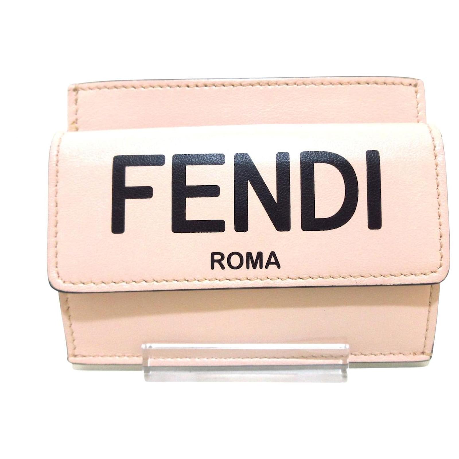 fendi wallet pink