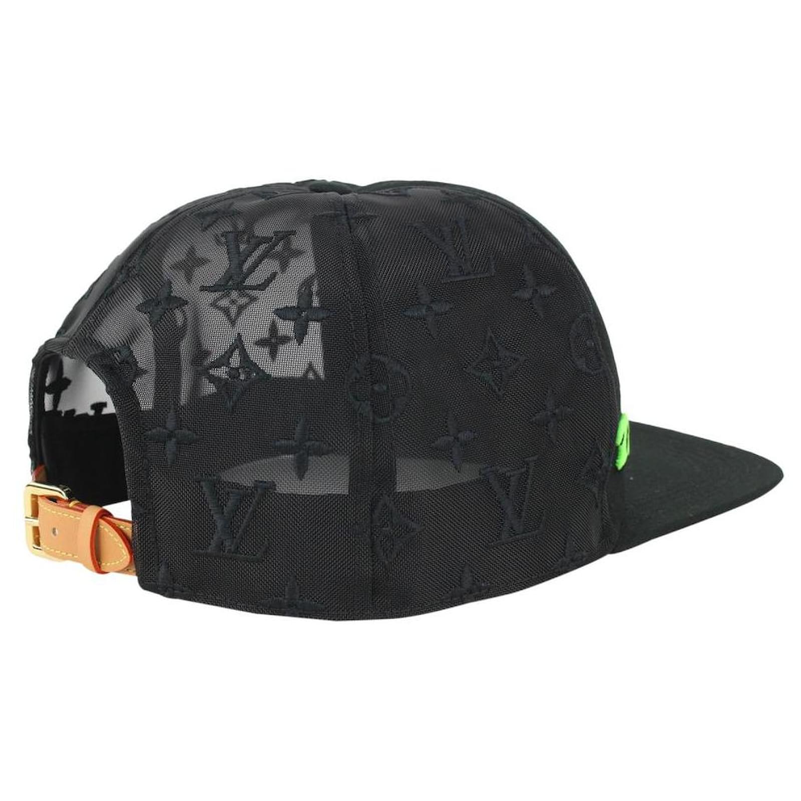 Louis Vuitton LV Black mesh snapback Cap
