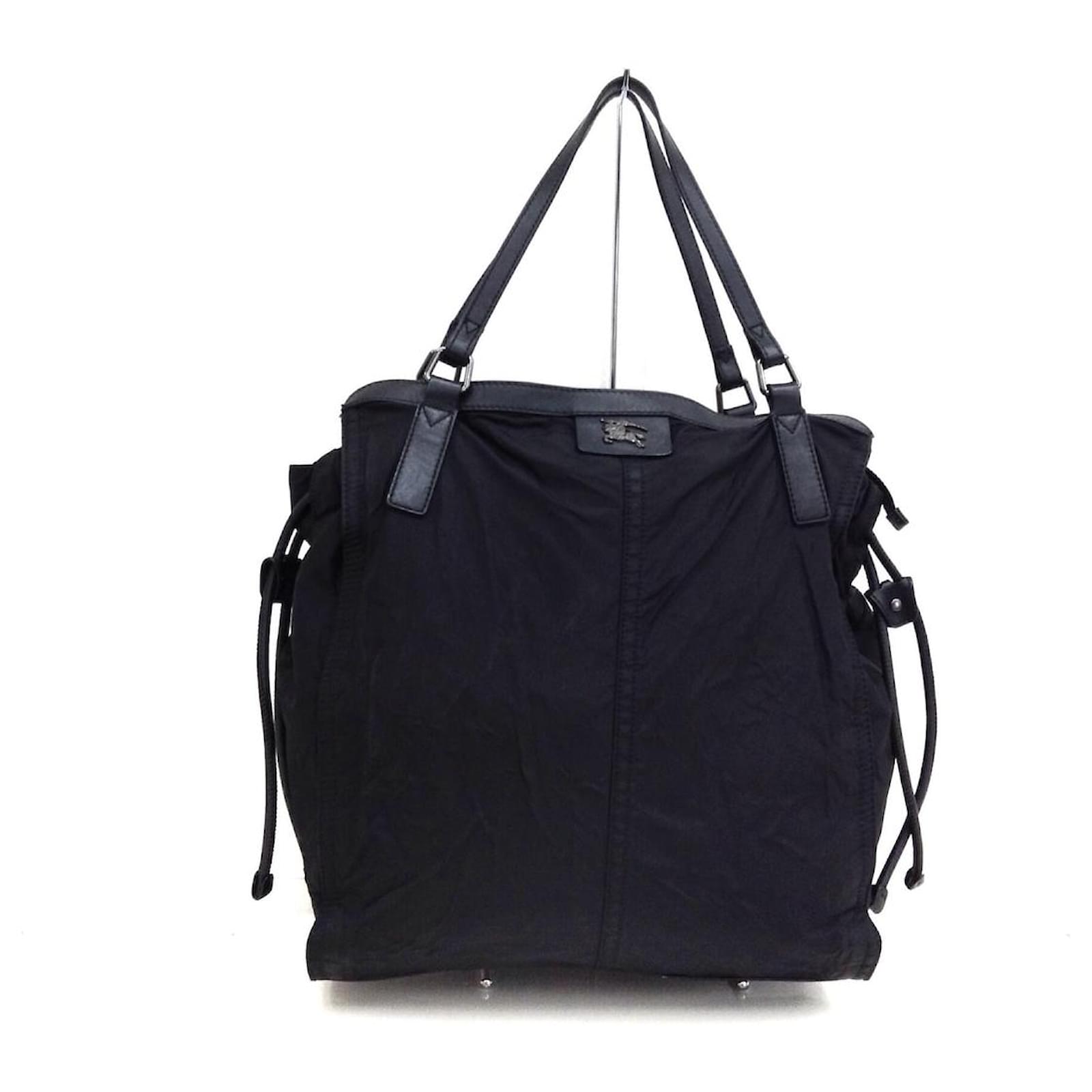 Burberry tote bag Black Synthetic ref.342423 - Joli Closet