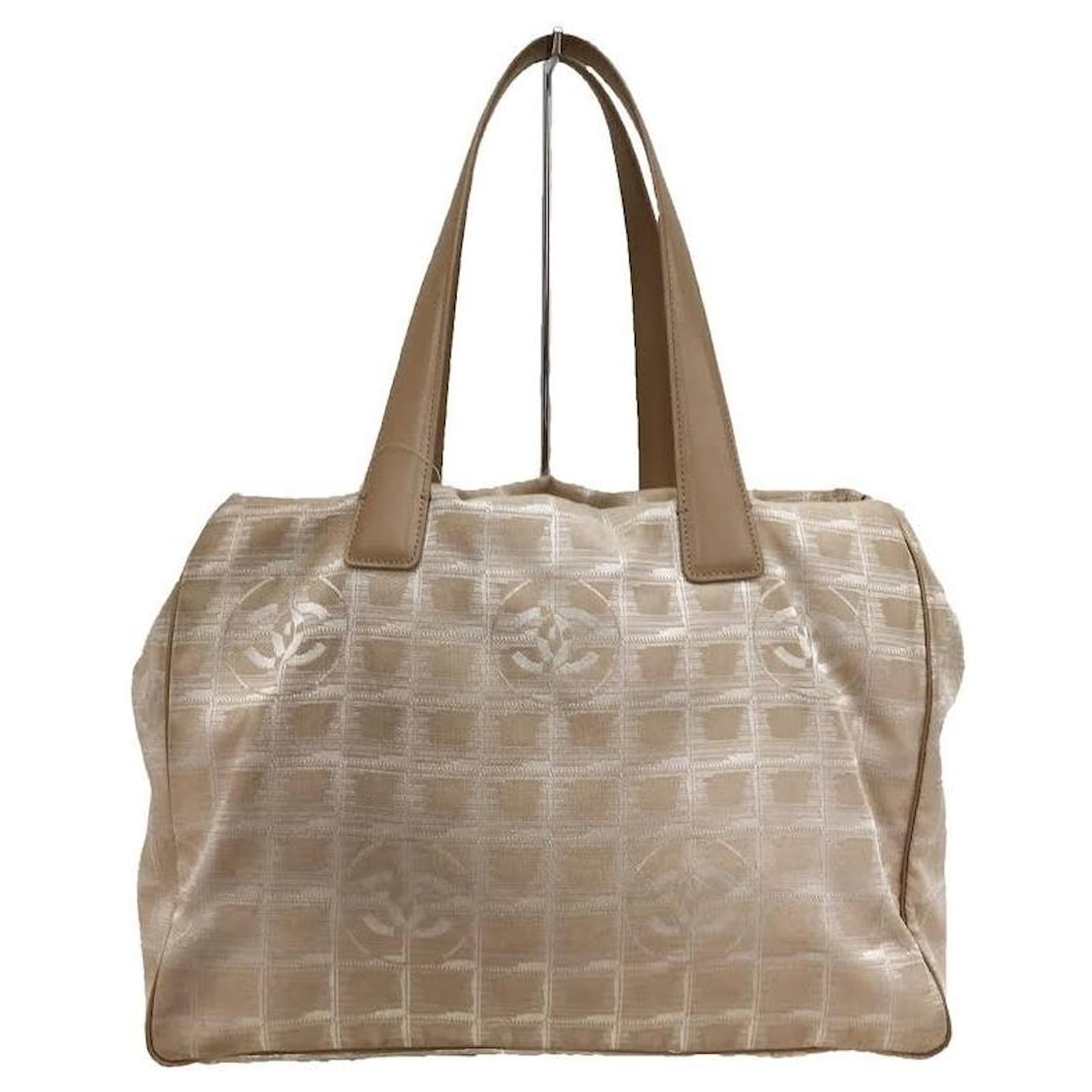 Chanel Travel line Beige Synthetic ref.343658 - Joli Closet