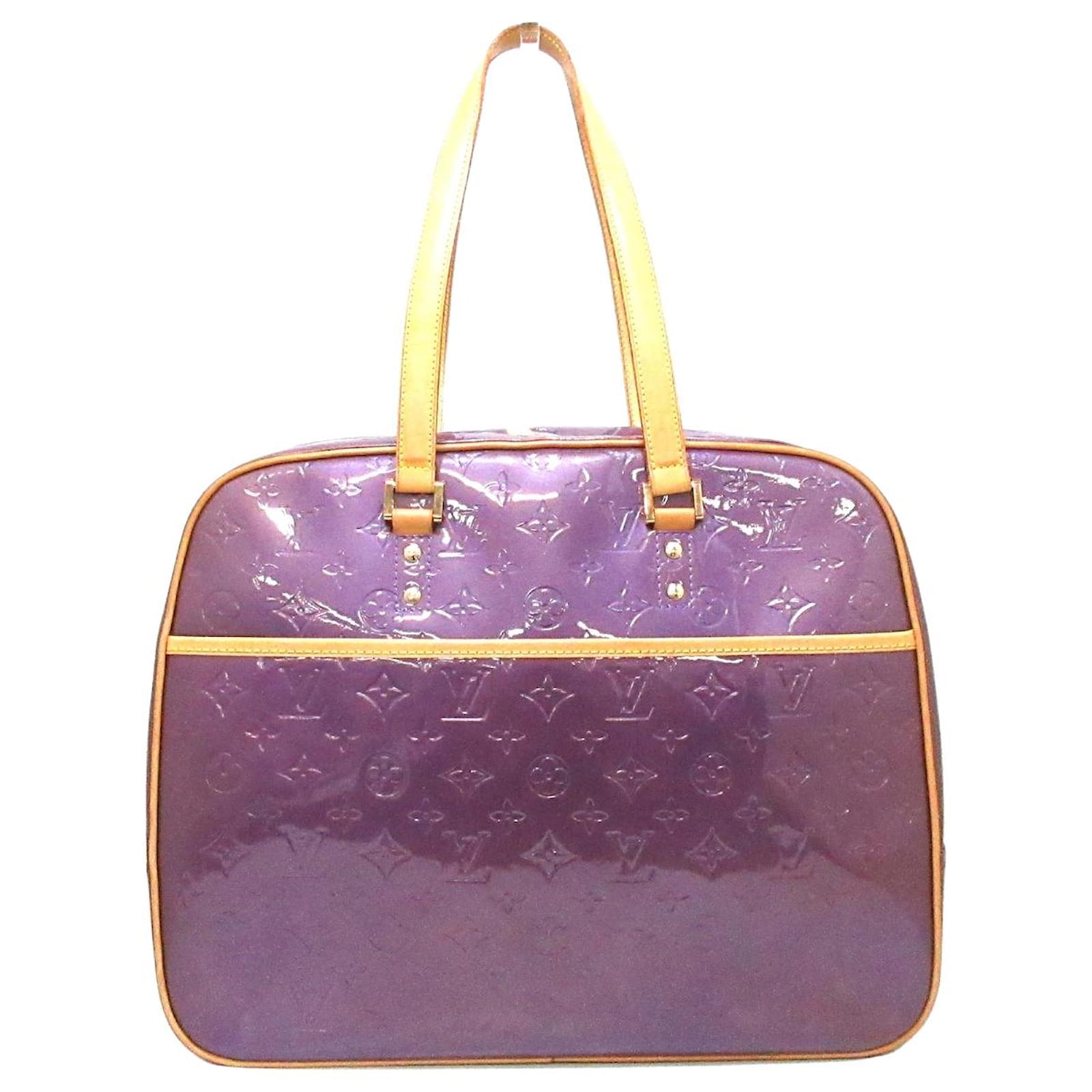 Sutton patent leather handbag Louis Vuitton Purple in Patent leather -  30896255