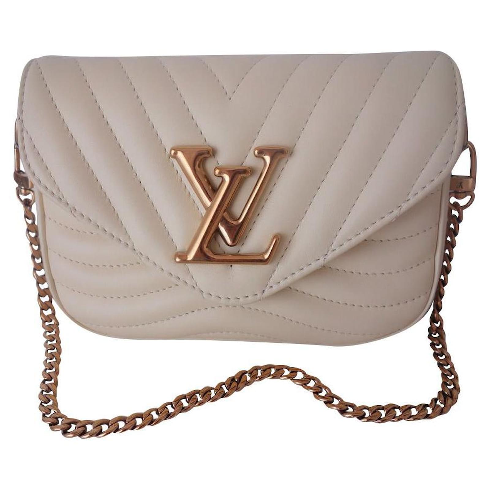 LOUIS VUITTON Calfskin New Wave Multi Pochette Snow