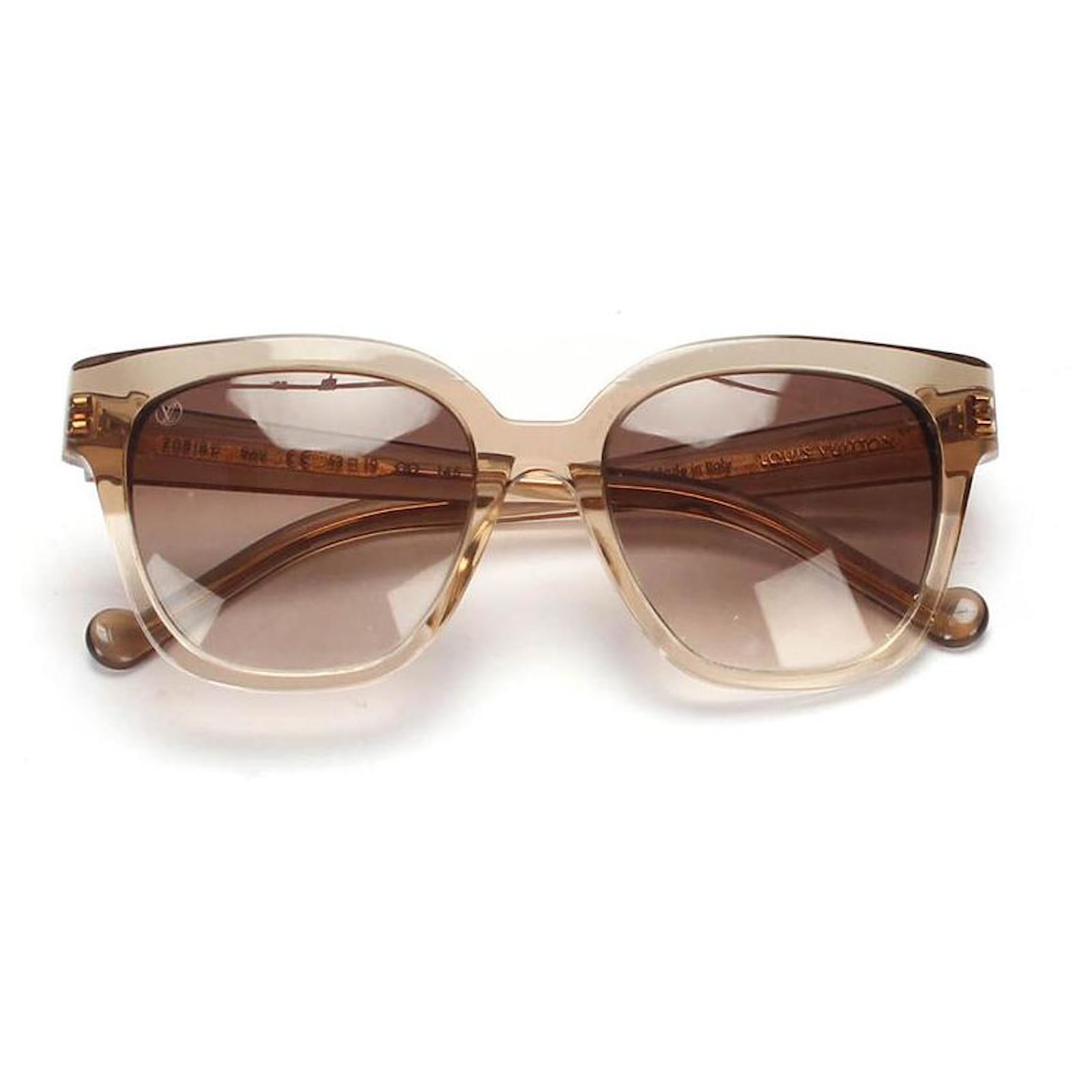 Louis Vuitton Vuitton Sunglasses in Brown Plastic Polyurethane ref