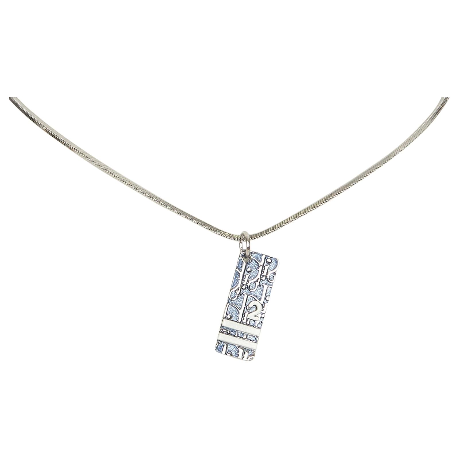 Dior Oblique Pendant Necklace  productosalbaes