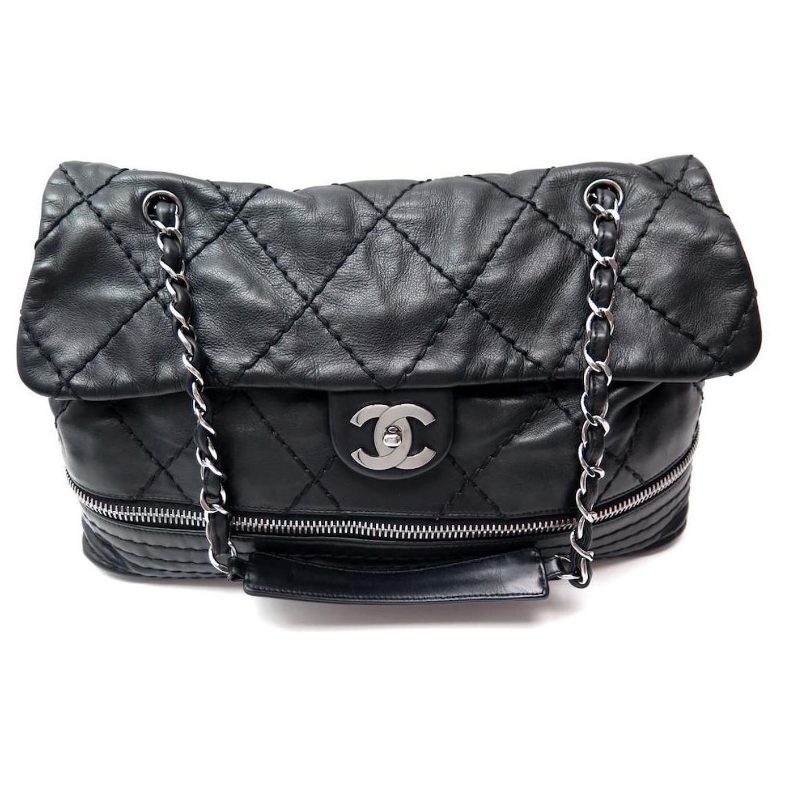 CHANEL TIMELESSE ZIP HAND BAG BLACK LEATHER BLACK LEATHER HAND BAG  ref.348855 - Joli Closet