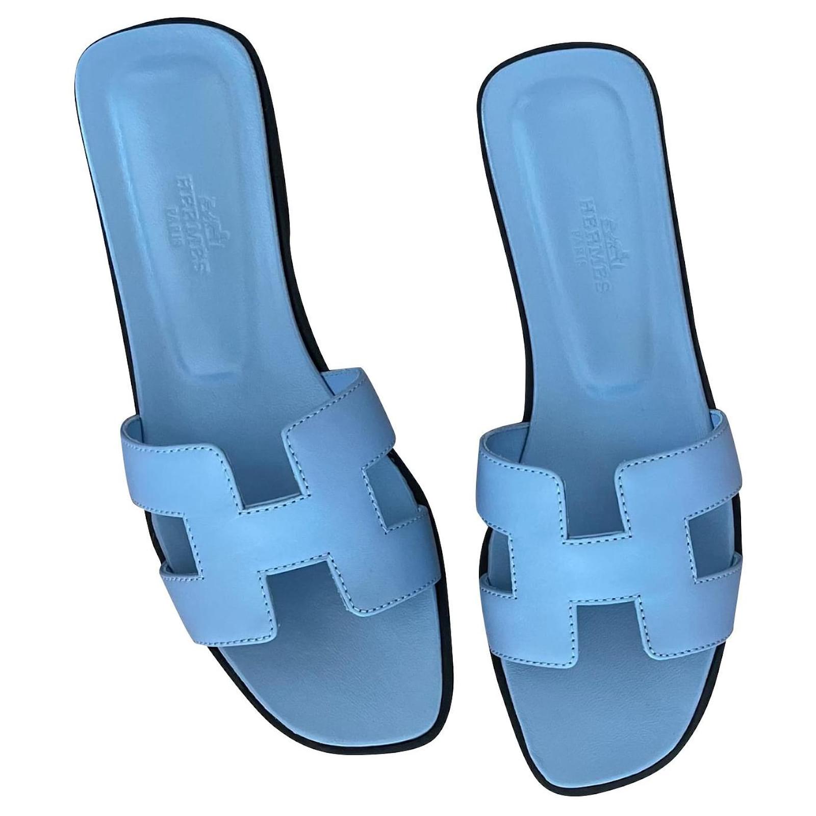Hermès Oran Epsom Leather Slides - Blue Sandals, Shoes - HER535303