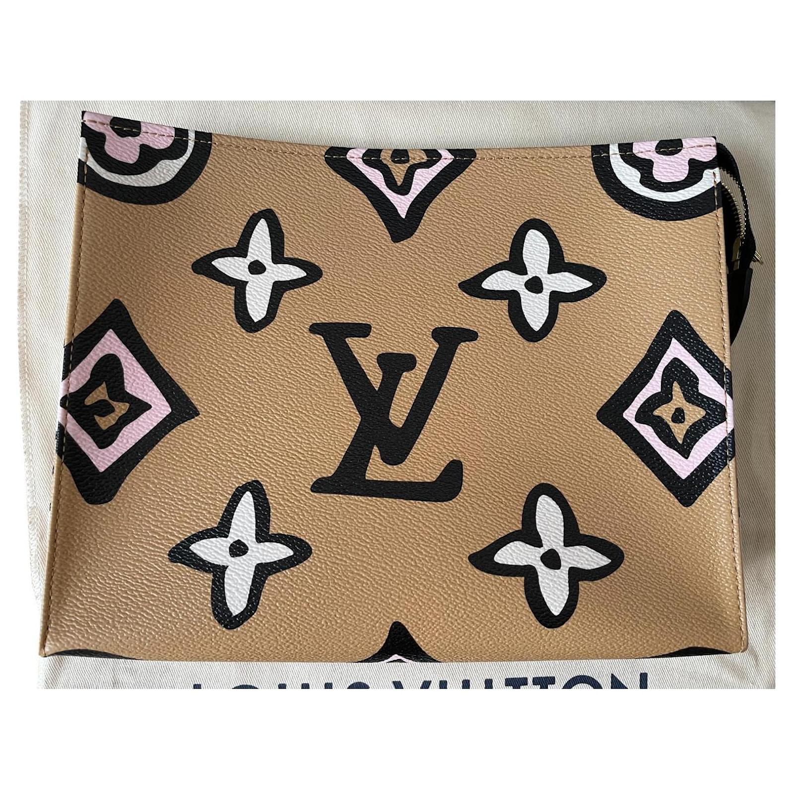 Louis Vuitton toilet pouch 26 wild at heart collection New Beige