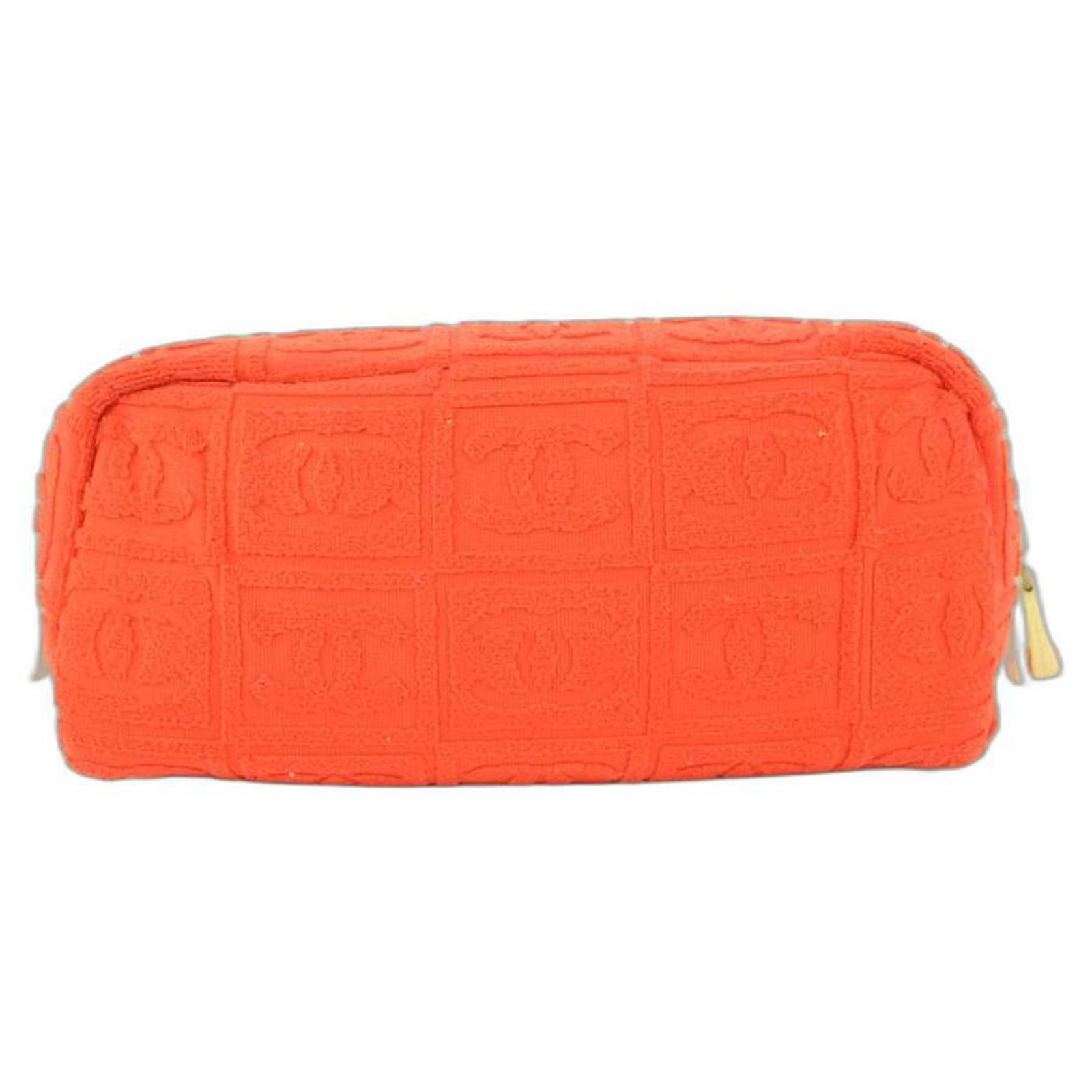 Chanel Orange Quilted Lambskin Cosmetic Pouch Q6ACVY1IOB000