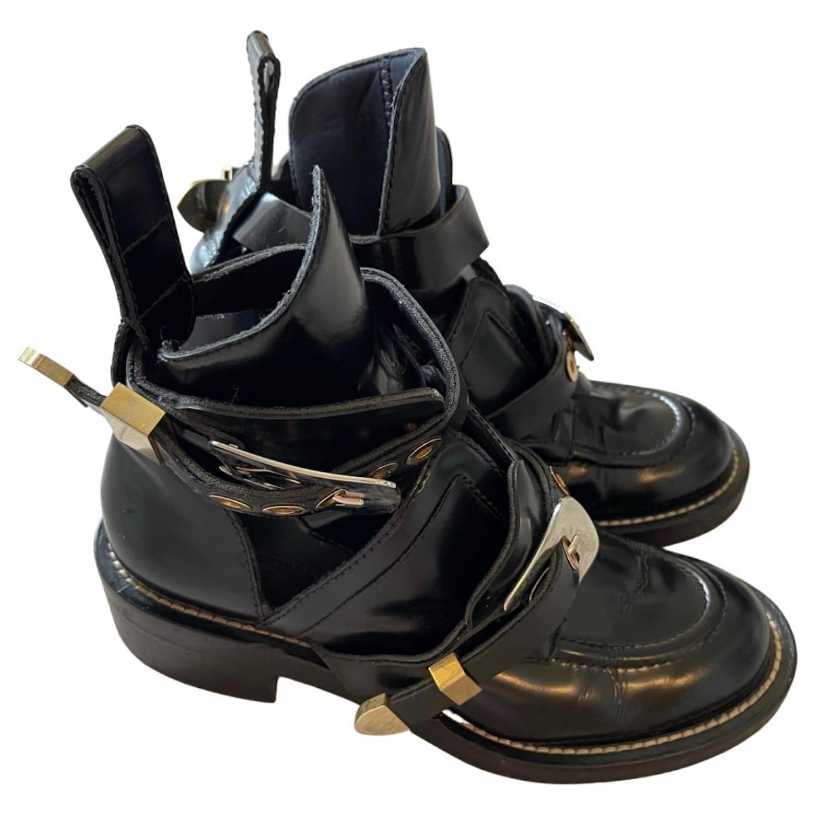 Modsatte Illusion Du bliver bedre Balenciaga ankle boots Black Leather ref.351424 - Joli Closet