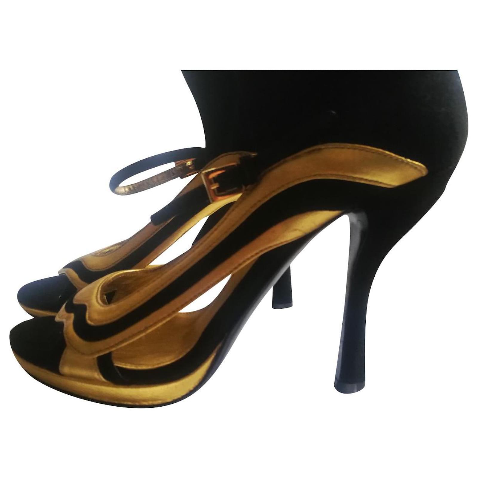 Prada Botines Negro Dorado Cuero Gamuza ref.351619 - Joli Closet