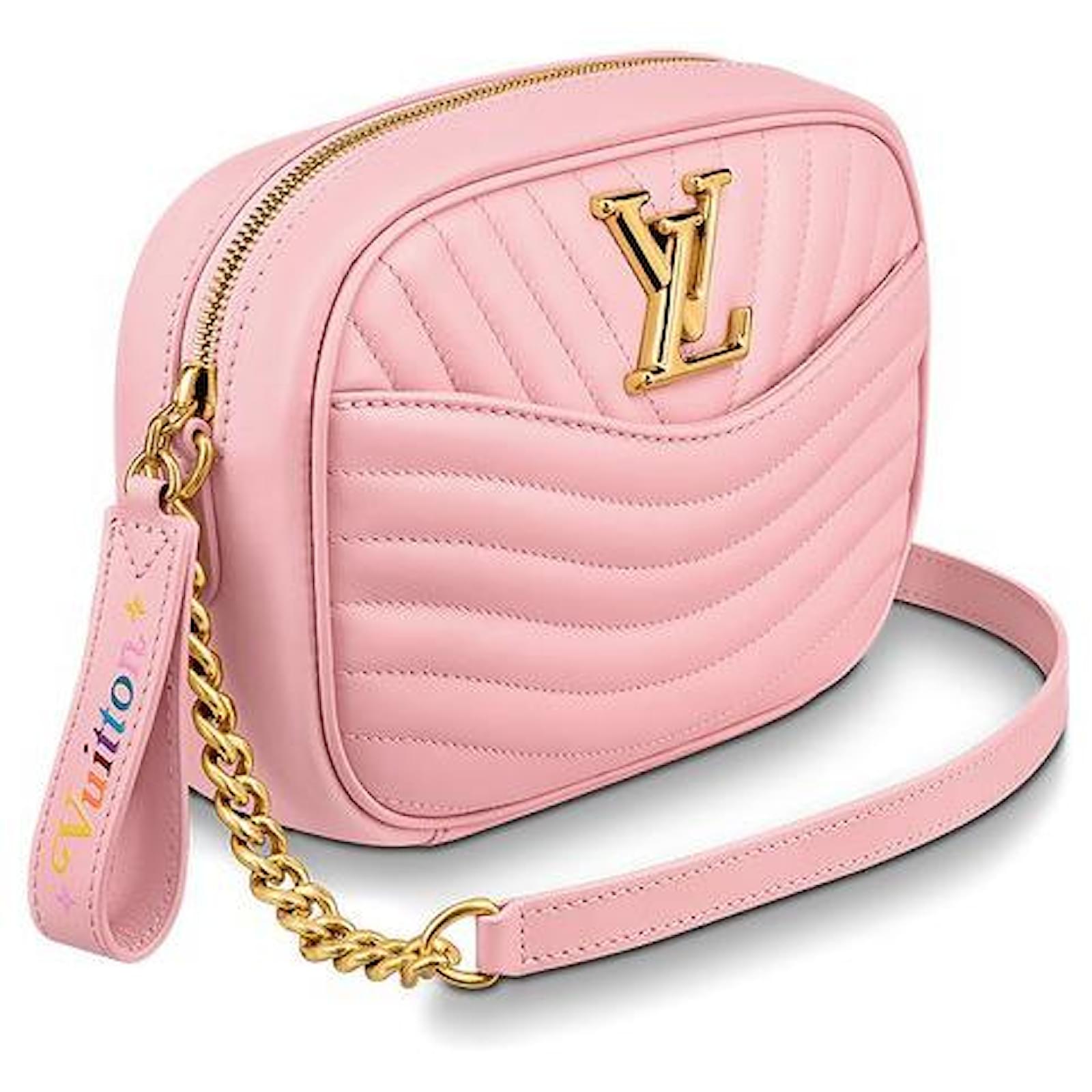 Louis Vuitton New Wave Camera Bag in Pink